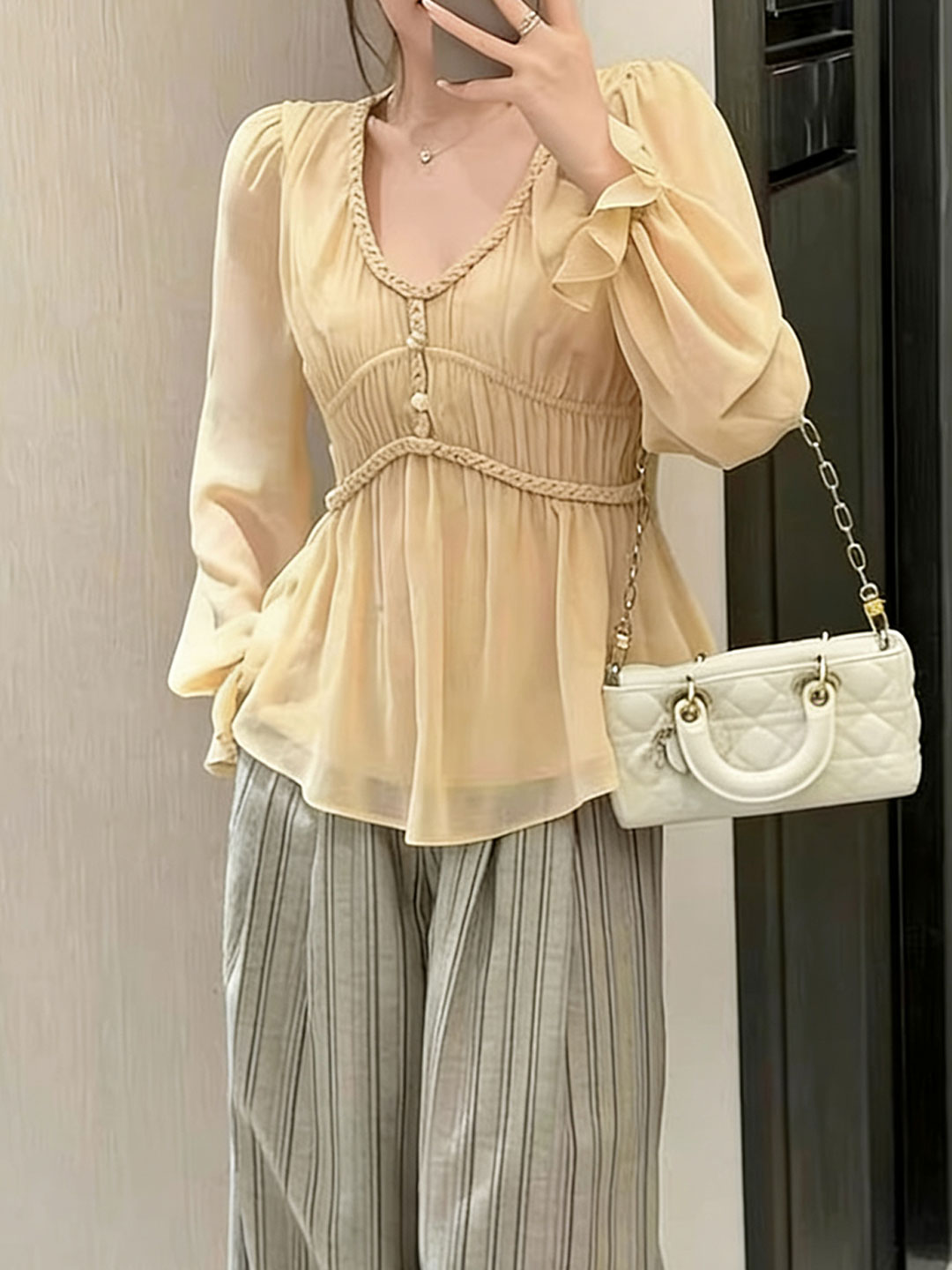 janice Daily V-Neck Puff Sleeve Chiffon Top