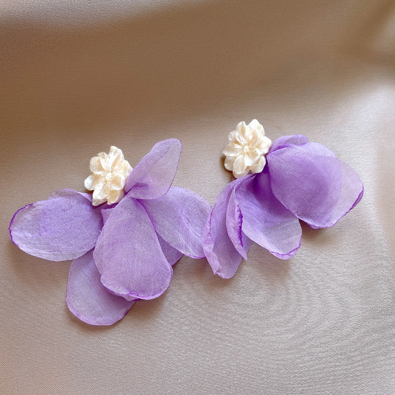Flowering Girl Women Dreama Flower Earrings