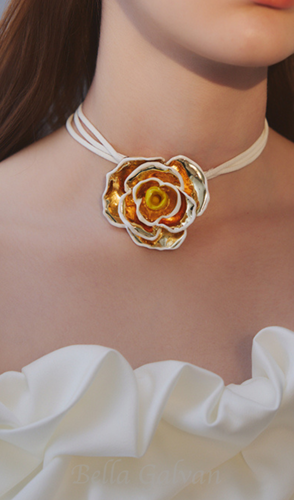 Flowering Girl Women flower rose necklace