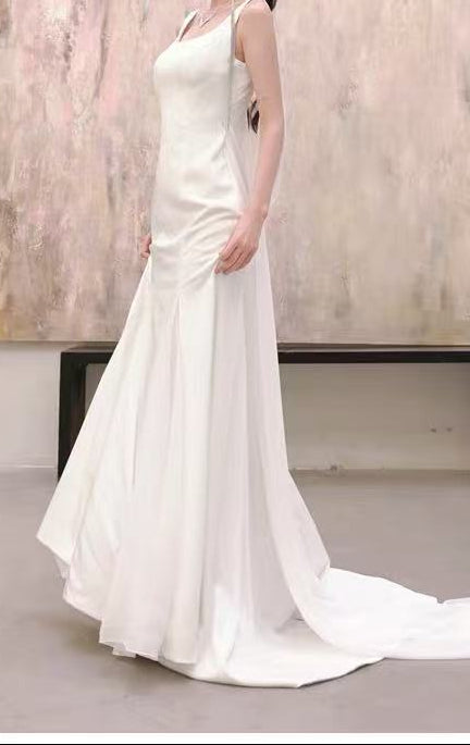 White Sleeveless Square Neck Mermaid Wedding Dress with Train