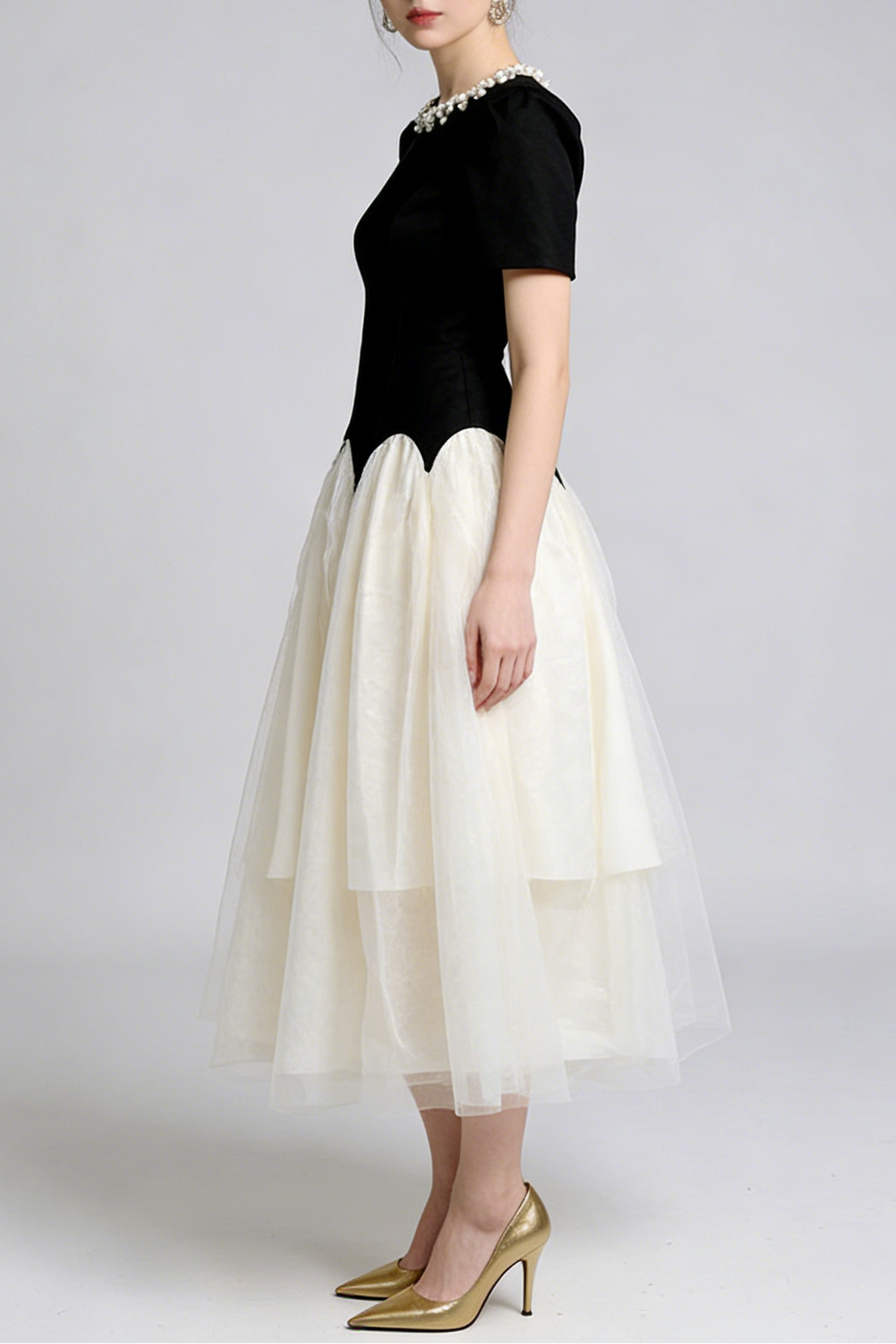 Leona Black-White Two-Tone Rhinestone Neck Tulle Maxi Dress