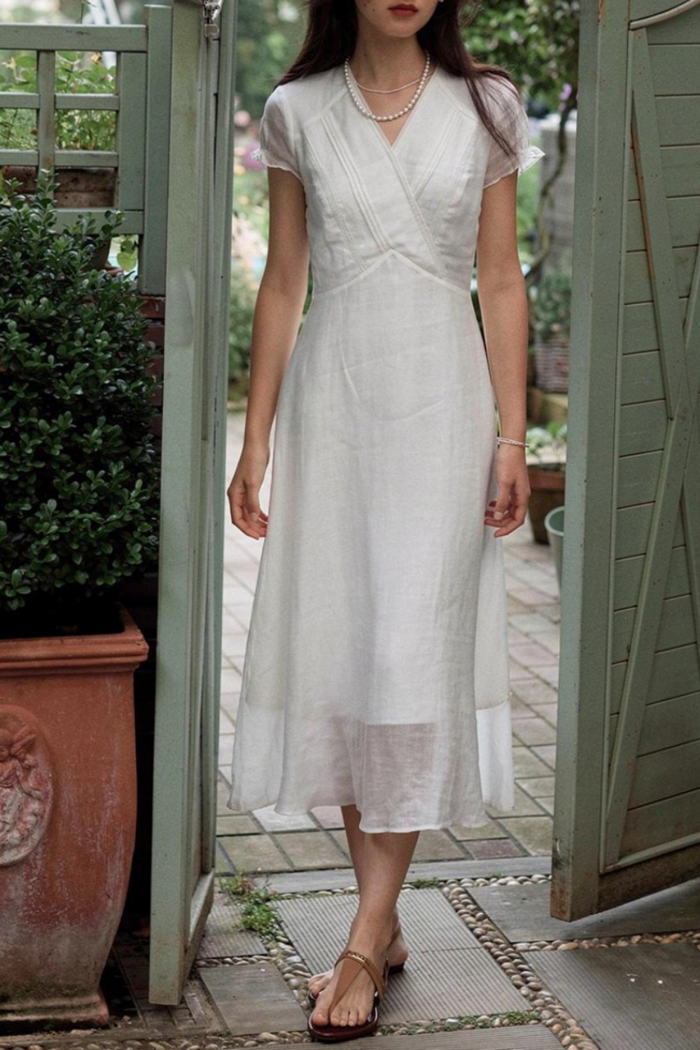 lauren Elegant V-Neck Waisted Dress