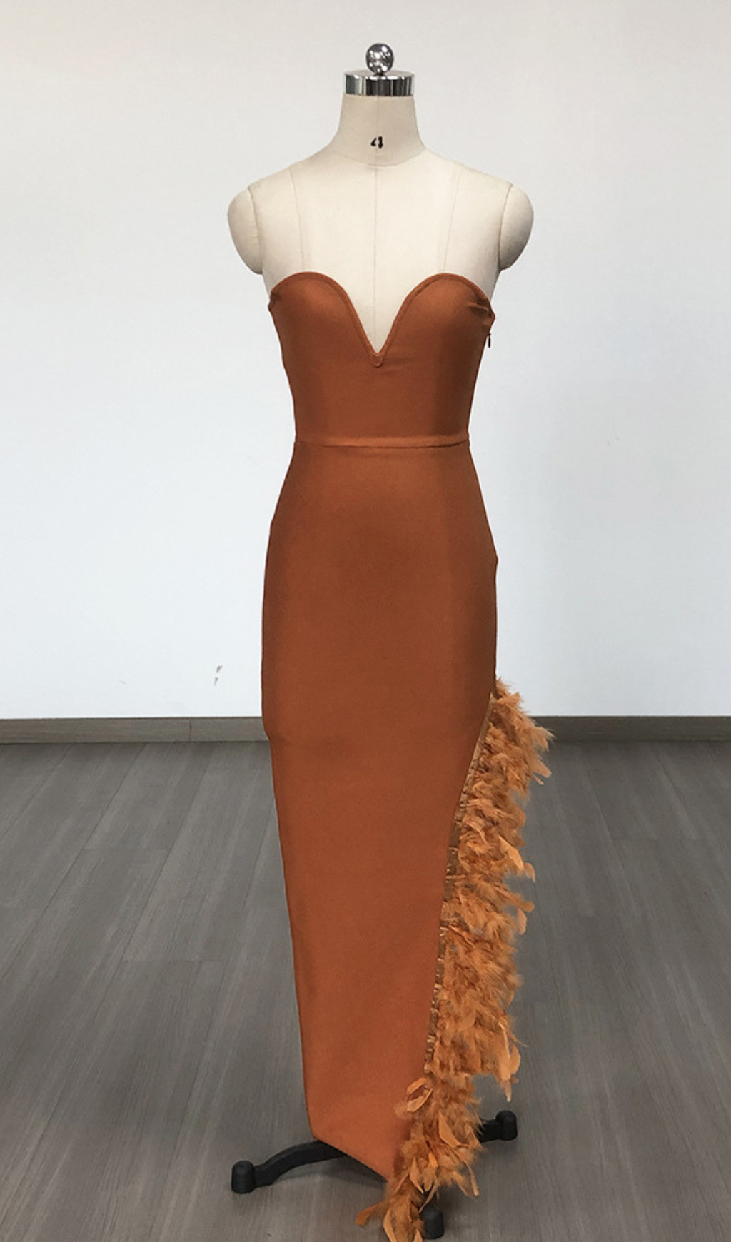 Flowering Girl Women OSTRICH FEATHER BANDAGE DRESS WITH V-NECKLINE IN BROWN