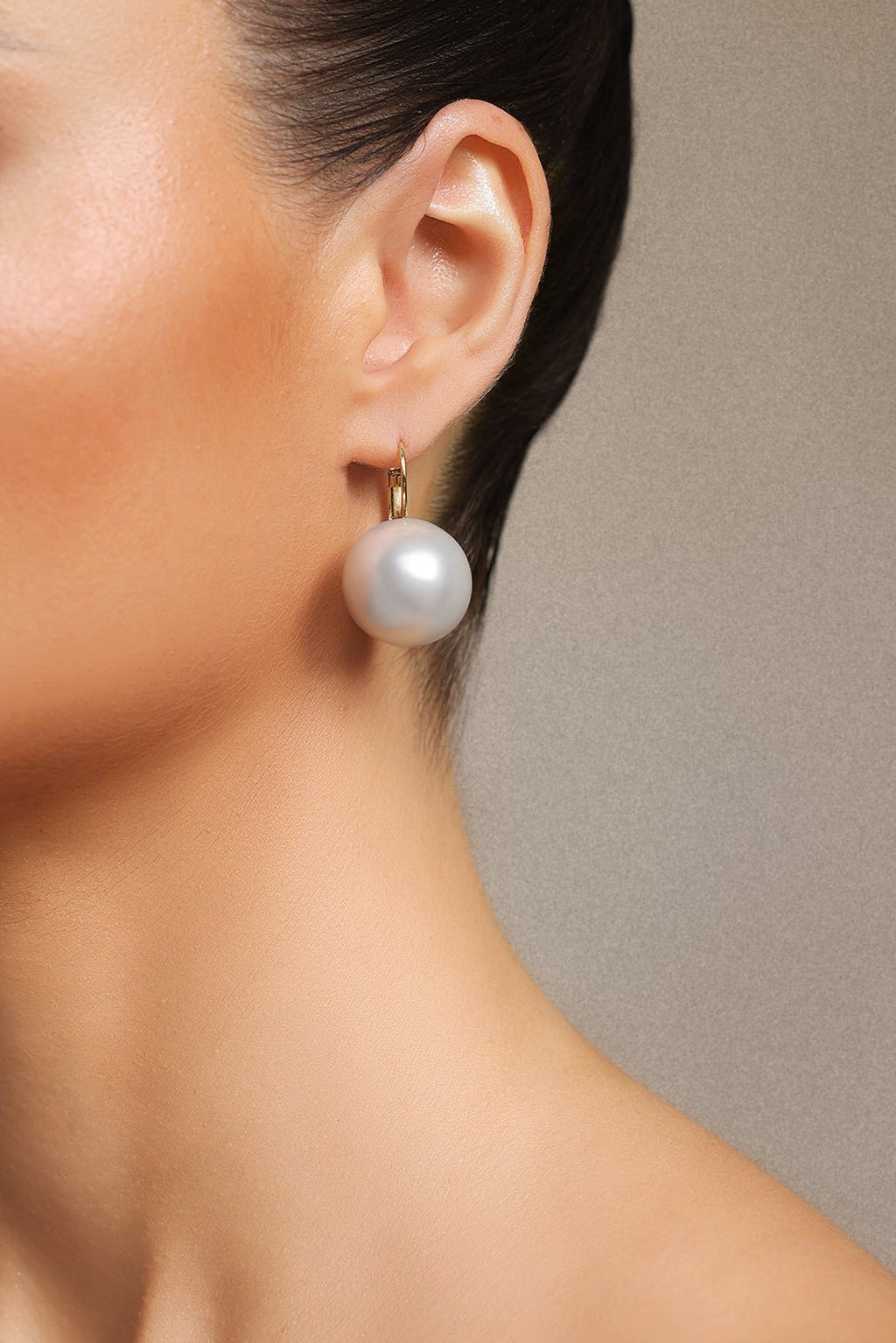 Flowering Girl Women Large Round Pearl Gold Huggie Drop Earrings