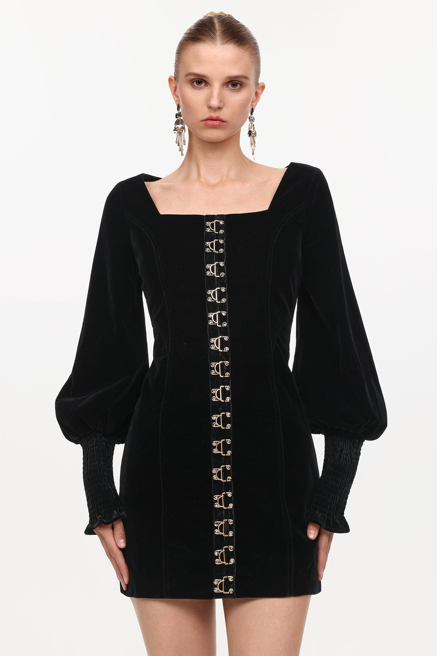 tina Cinched Waist Square Neck Long Sleeve Velvet Mini Dress in black
