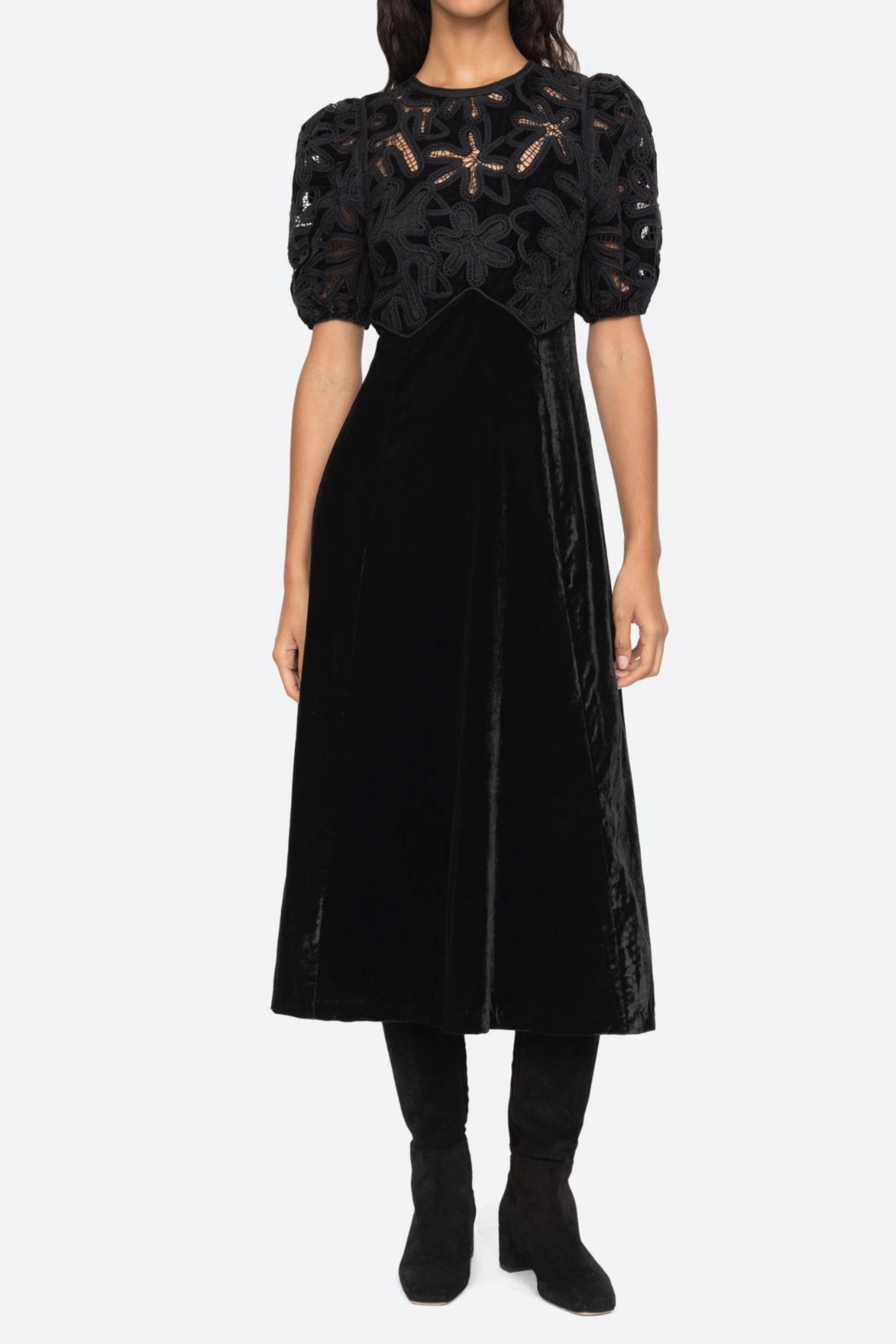 Flowering Girl Women Velvet Puff Sleeve Embroidered Midi Dress In Black