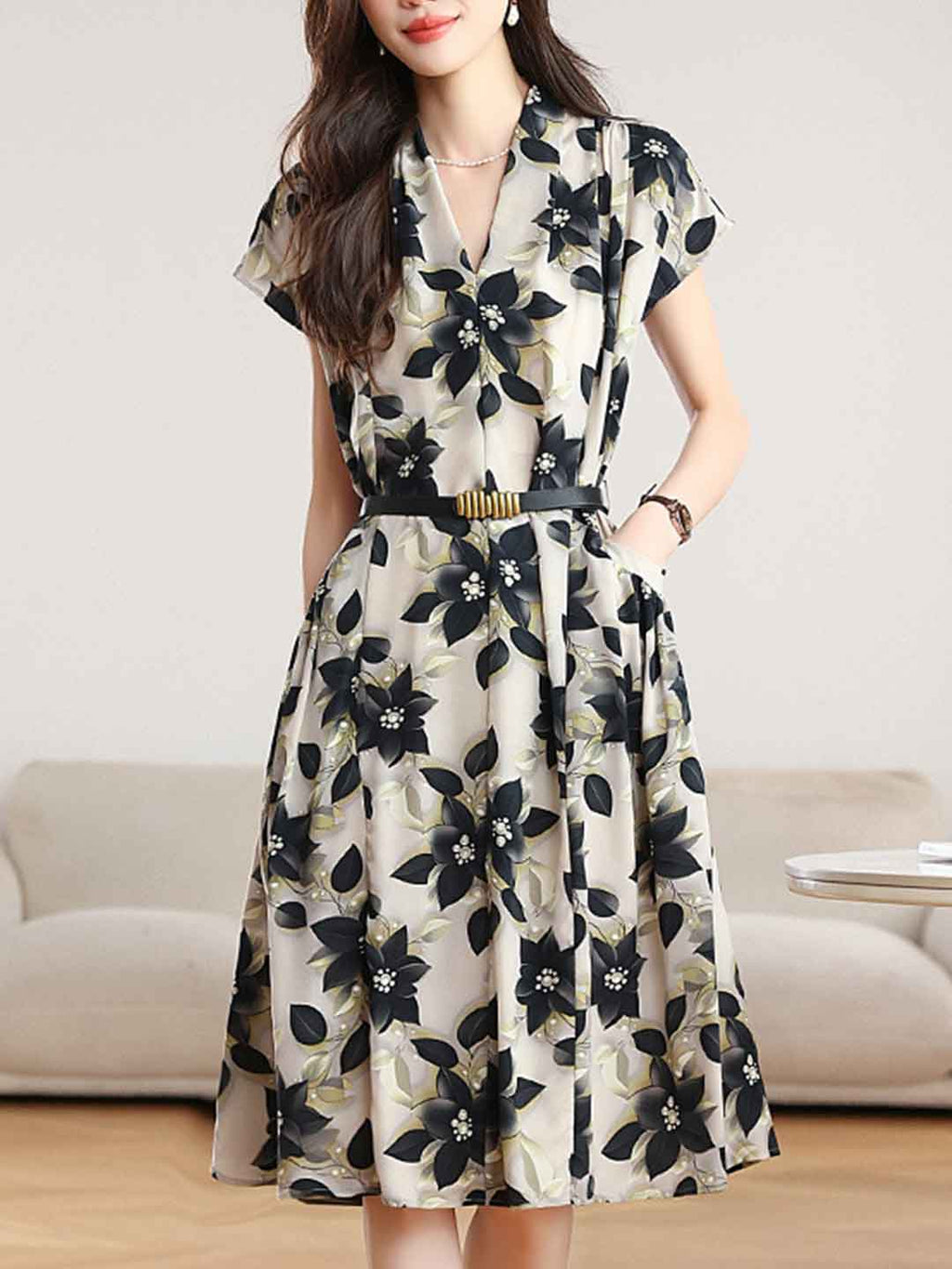 michelle Loose V-neck Chiffon A-line Dress