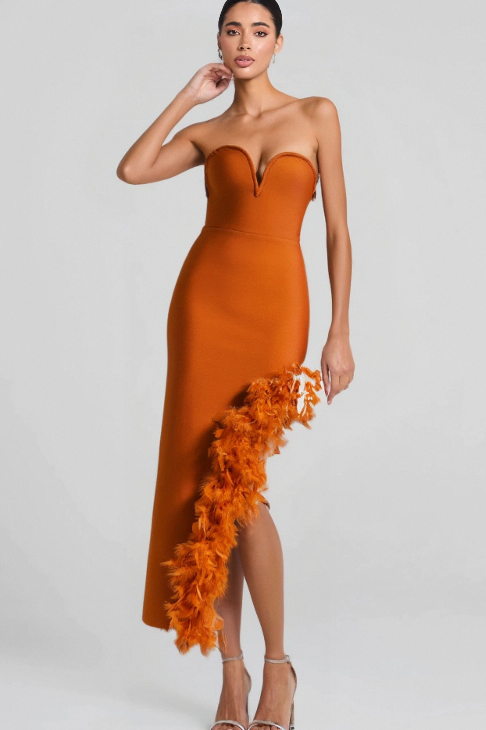 Flowering Girl Women Ostrich Feather Bandage Dress With V-Neckline In Brown