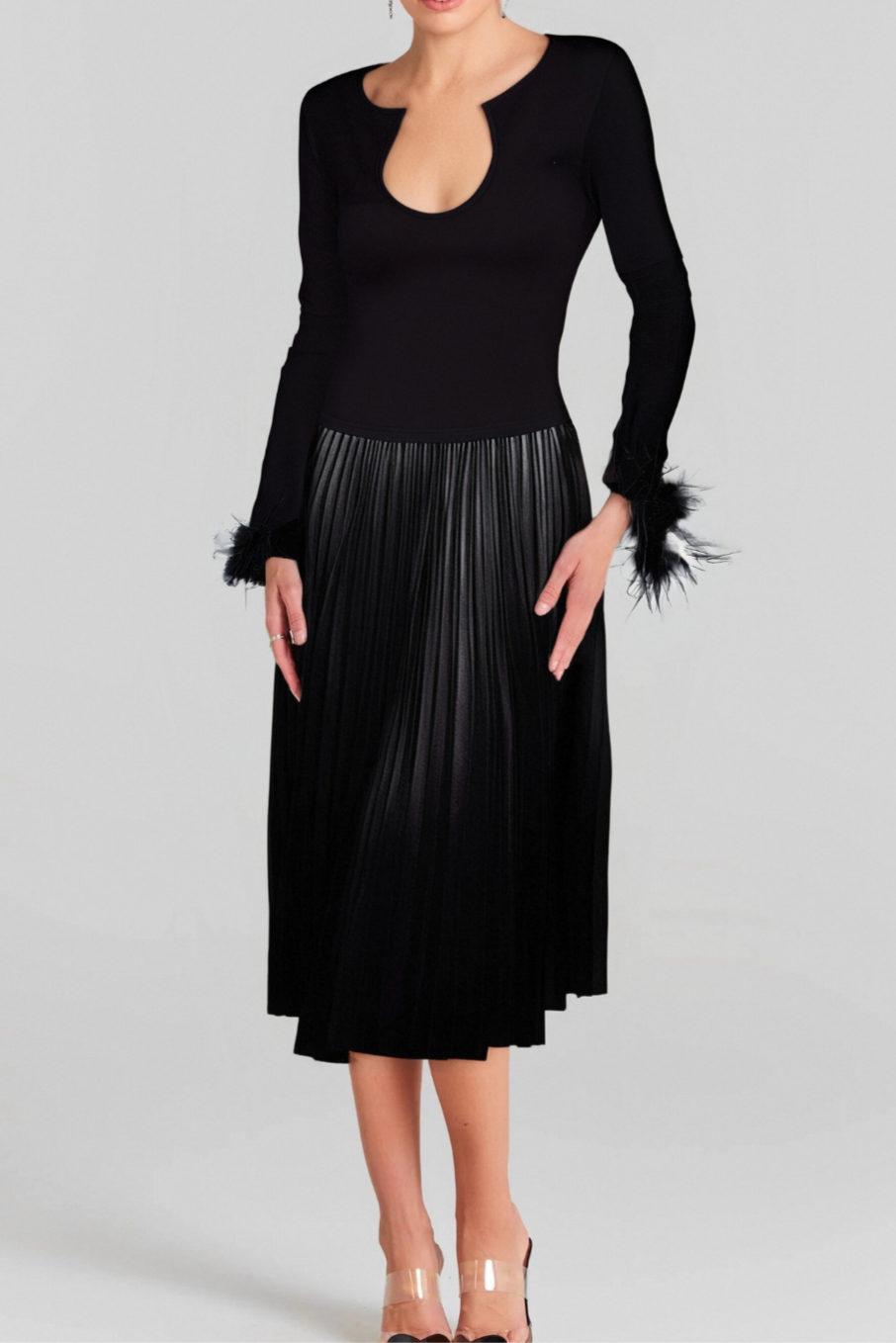 Flowering Girl Women U Neck Feather Top