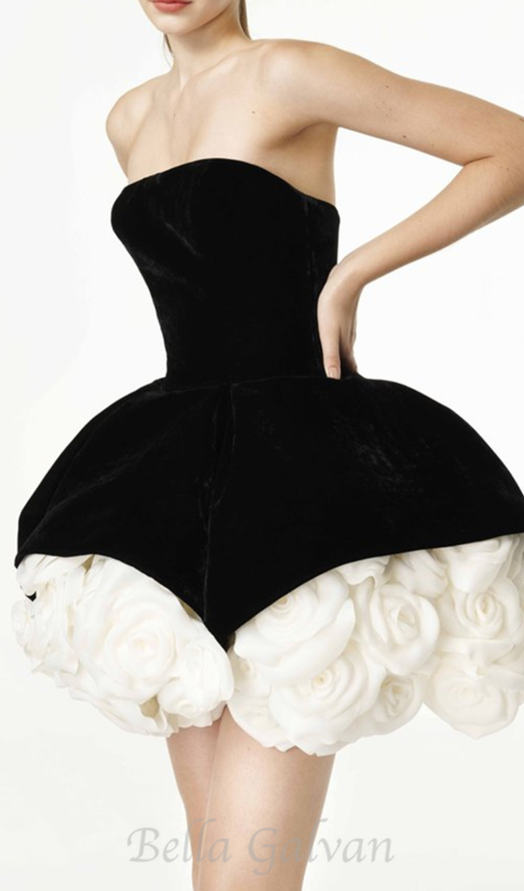 Flowering Girl Women flower-embellished-hem black strapless mini dress