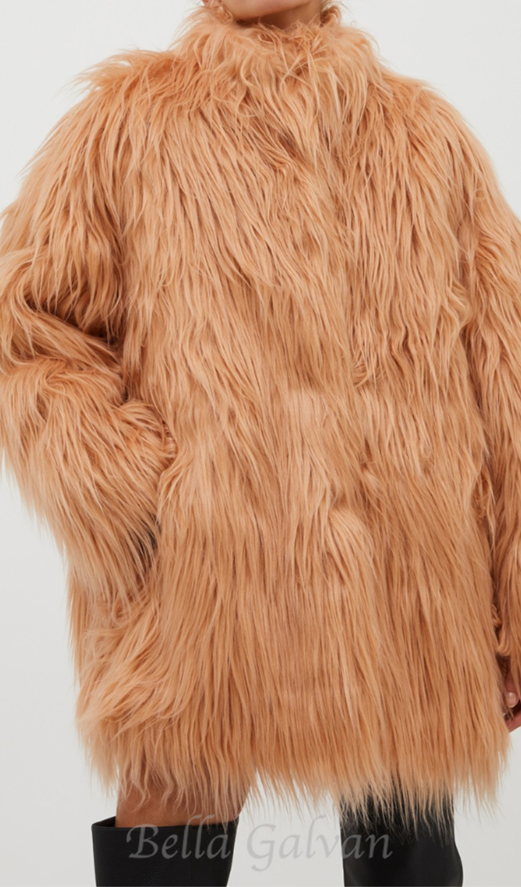 Flowering Girl Women nude pink fur coat