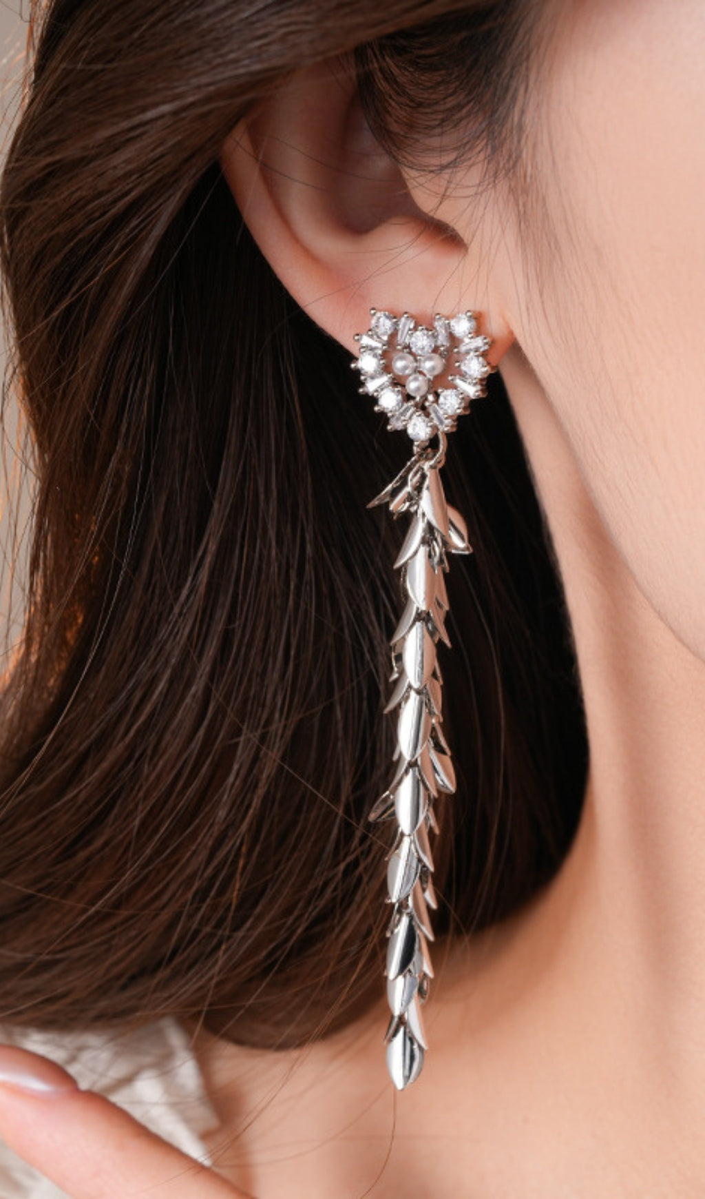 Flowering Girl Women Dai Heart Earrings