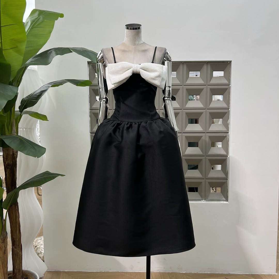 Flowering Girl Women Bow-Detail Taffeta Midi Dress in black