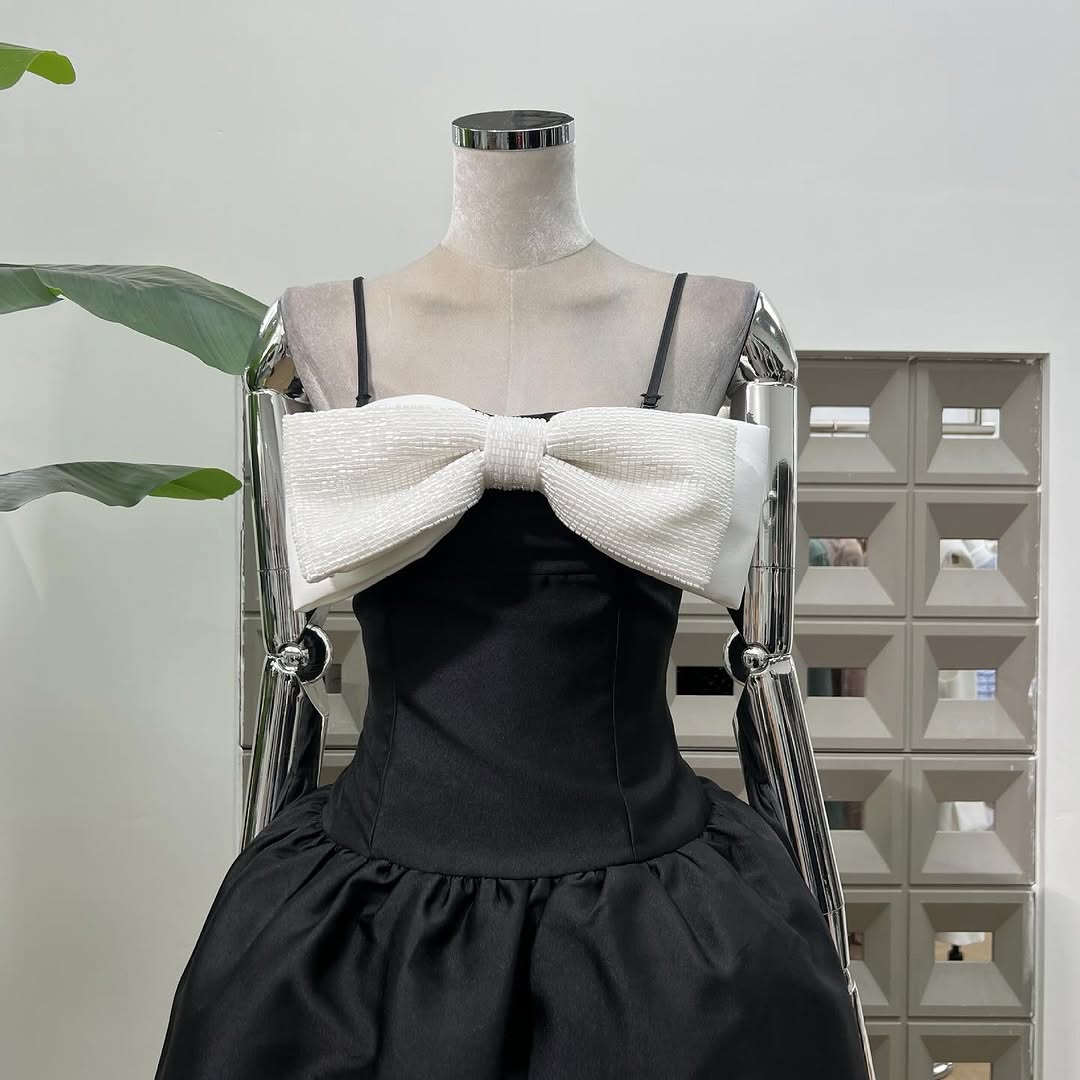 Flowering Girl Women Bow-Detail Taffeta Midi Dress in black