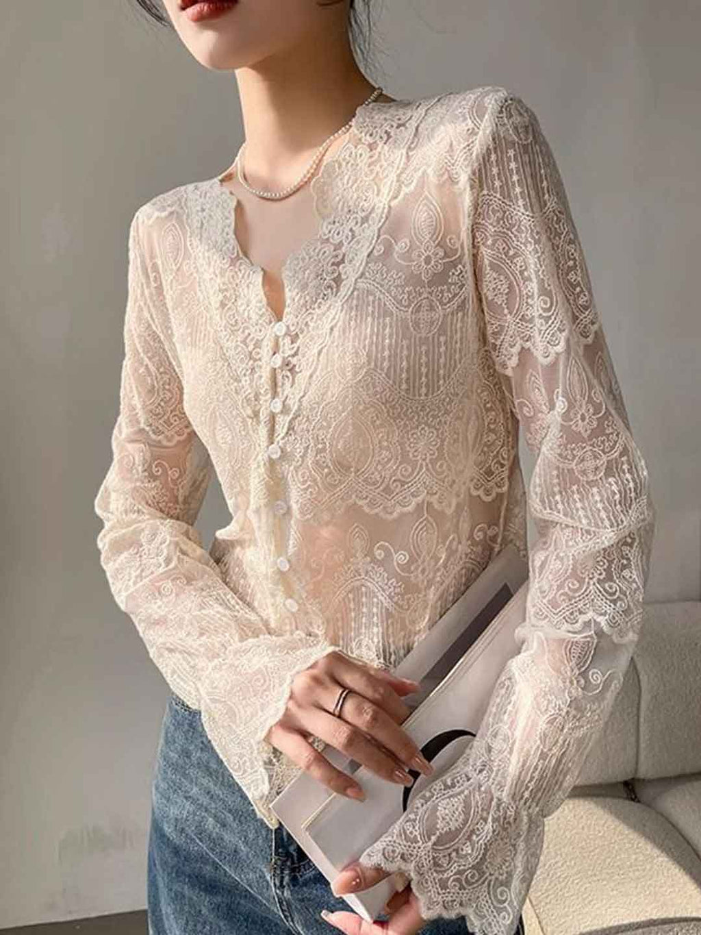 martha Slim V-Neck Hollowed Lace Top