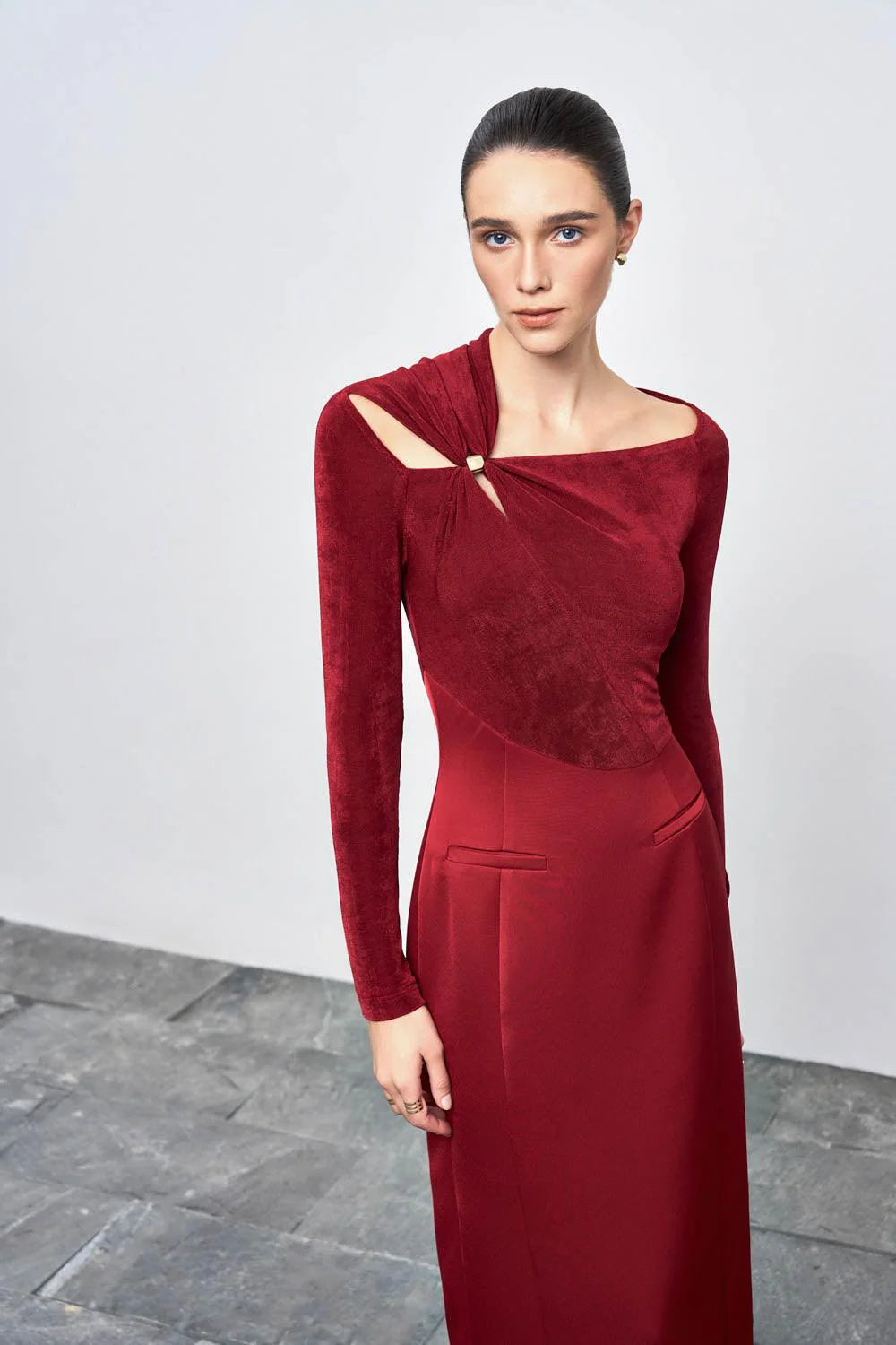 Flowering Girl Women Eleanor Sheath Asymmetric Neck Taffeta Midi Dress in red