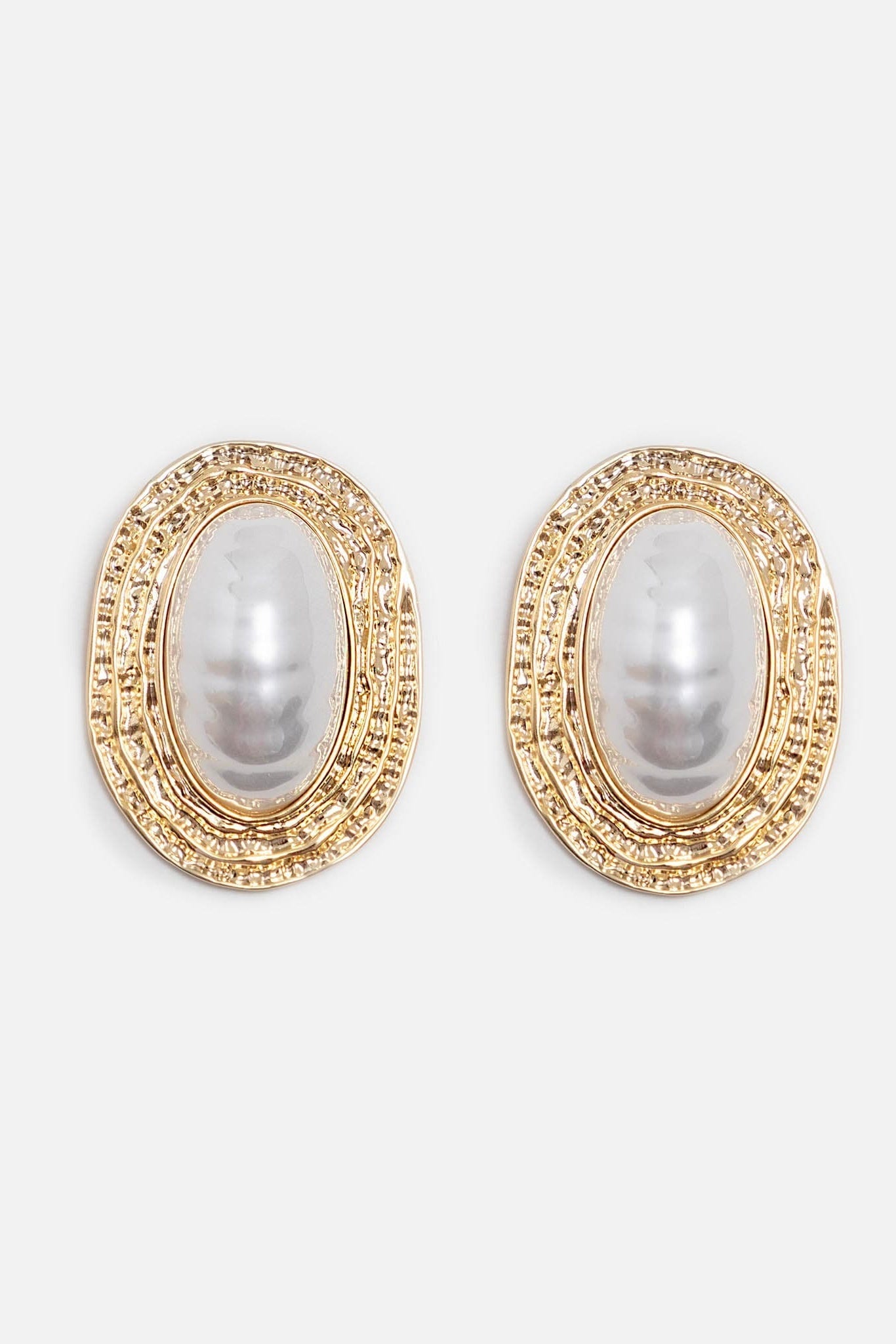 Flowering Girl Women Vintage Textured Gold Oval Baroque Pearl Stud Earrings