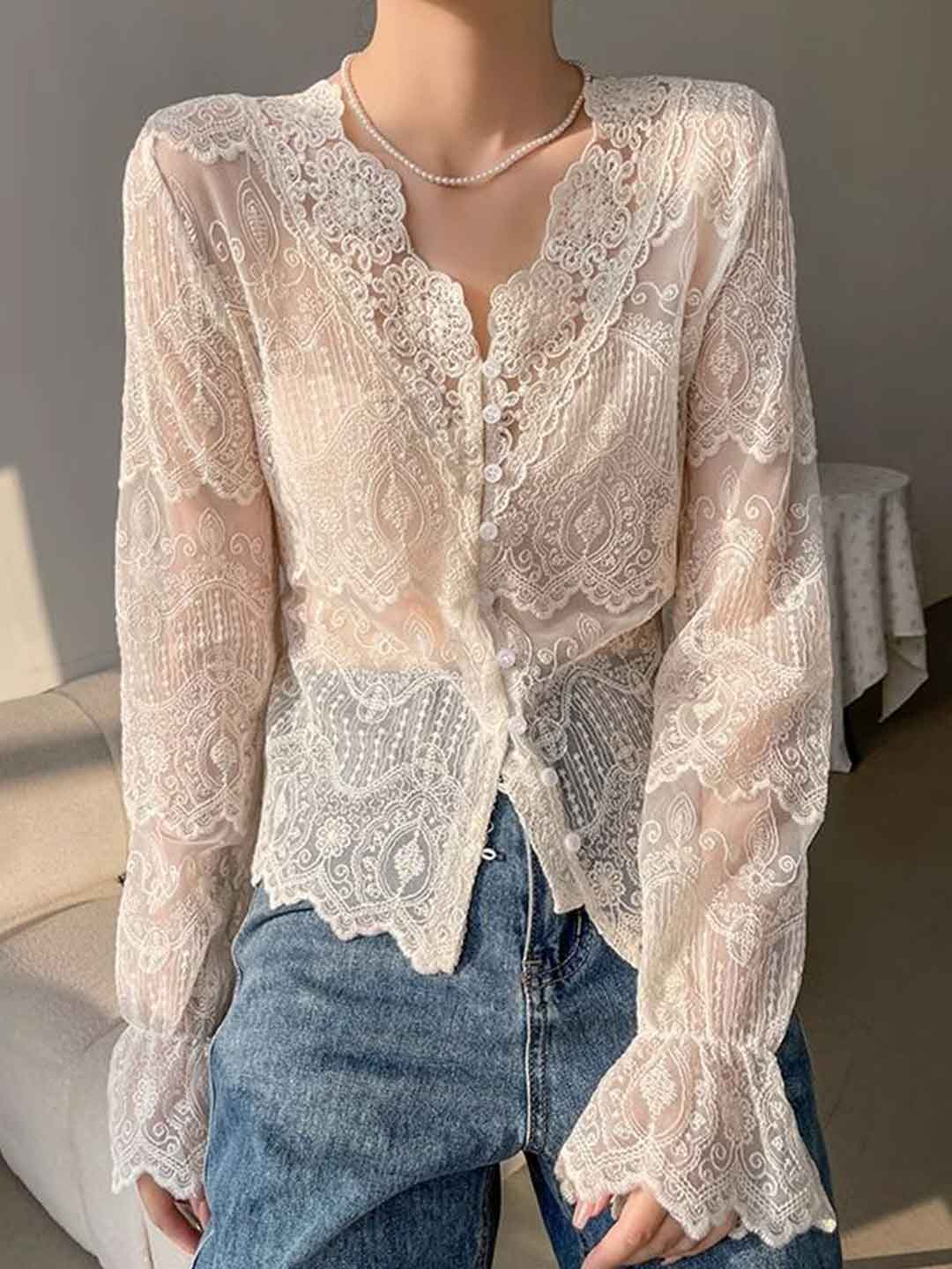 martha Slim V-Neck Hollowed Lace Top