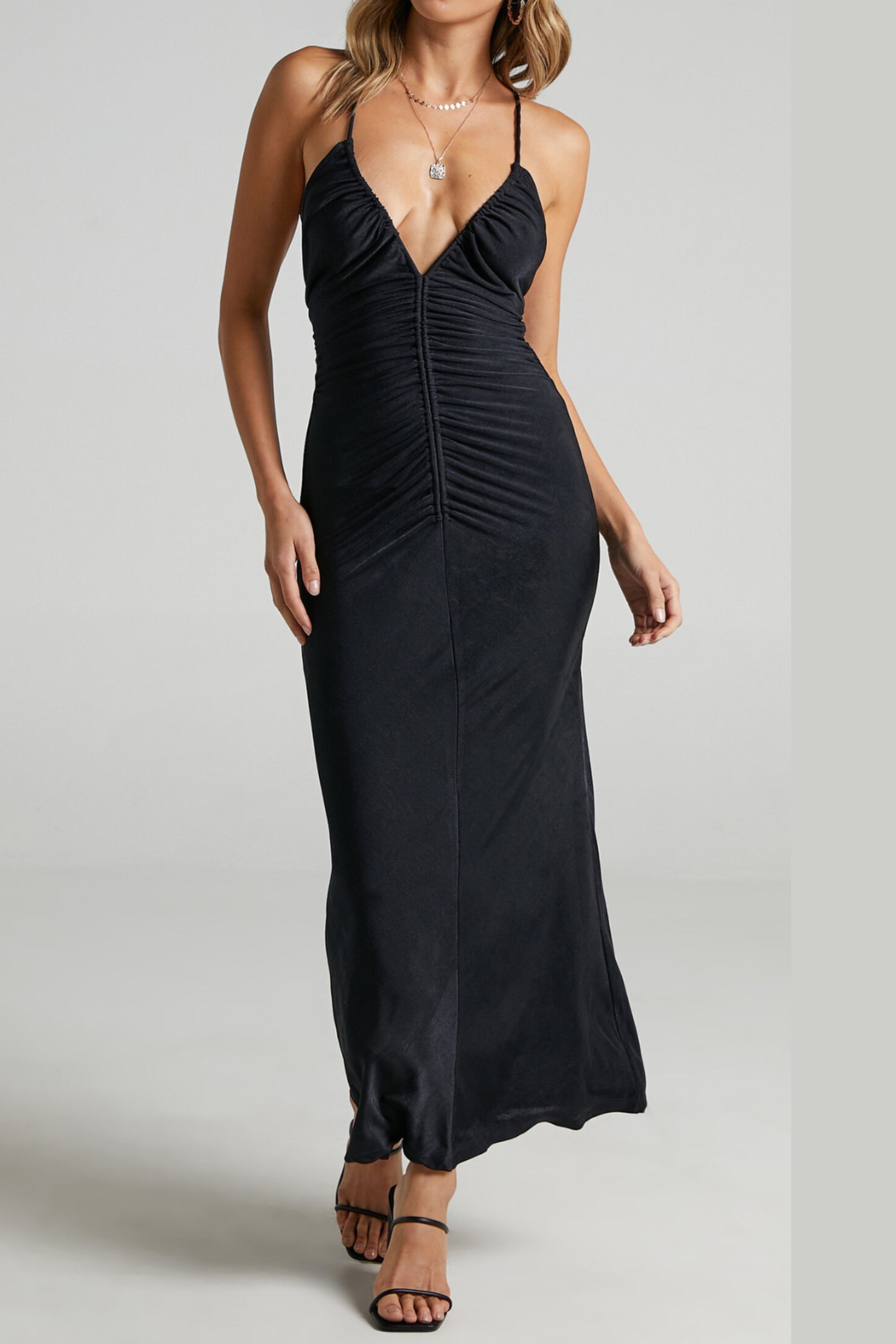 Flowering Girl Women v-Neckline Pleated Bodycon Maxi Dress In Black