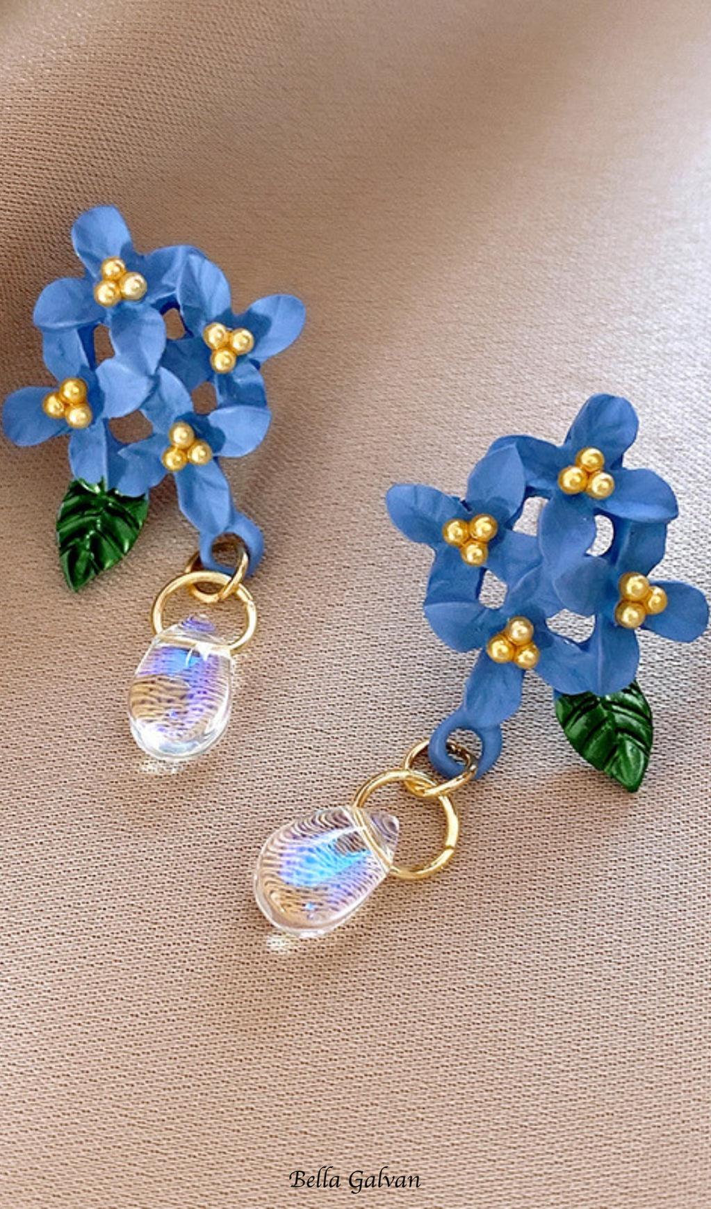 Flowering Girl Women Dulcinea Blue Flower Earrings