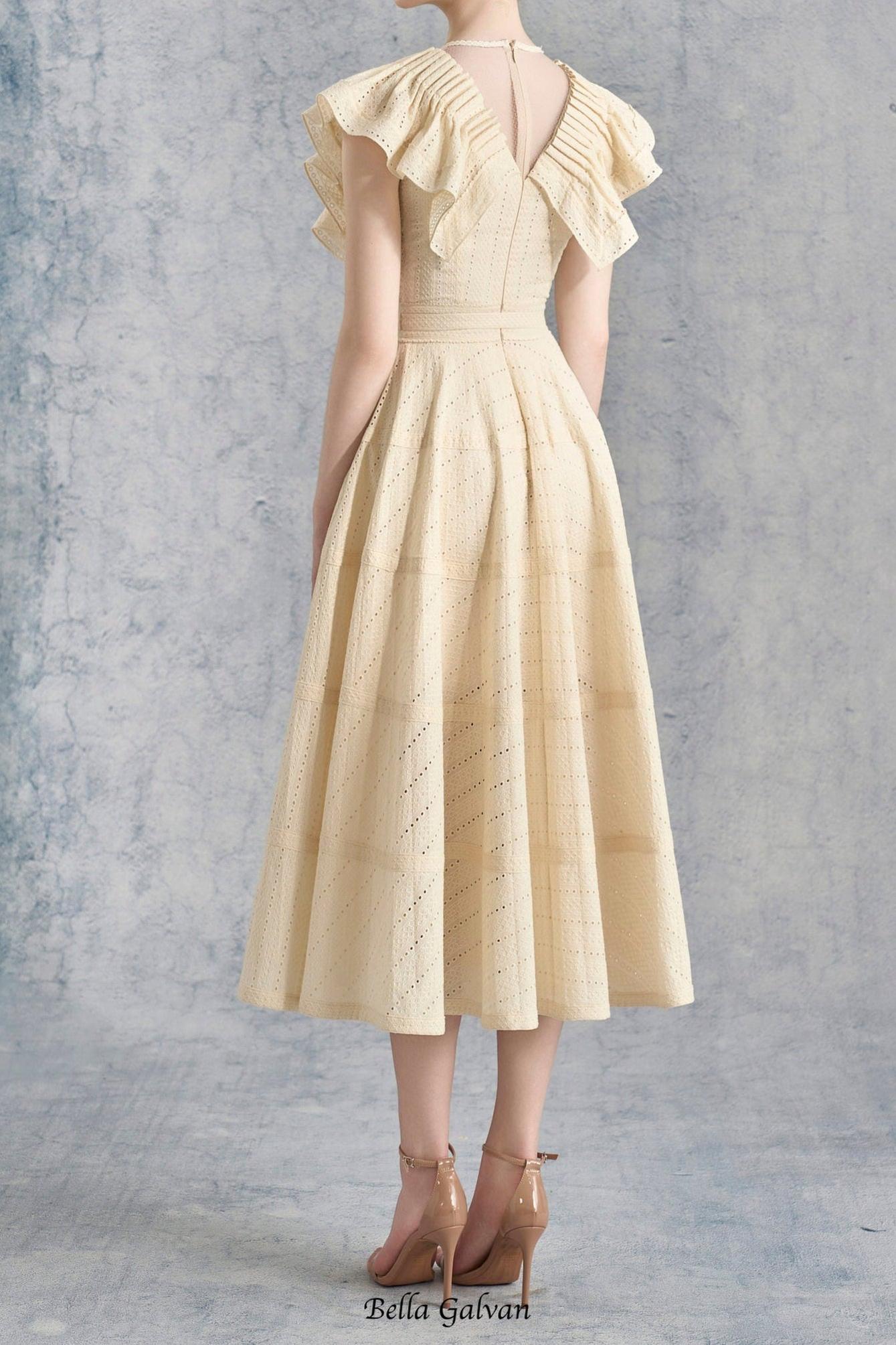 sally Ruffled V-neck midi Dress in apricot