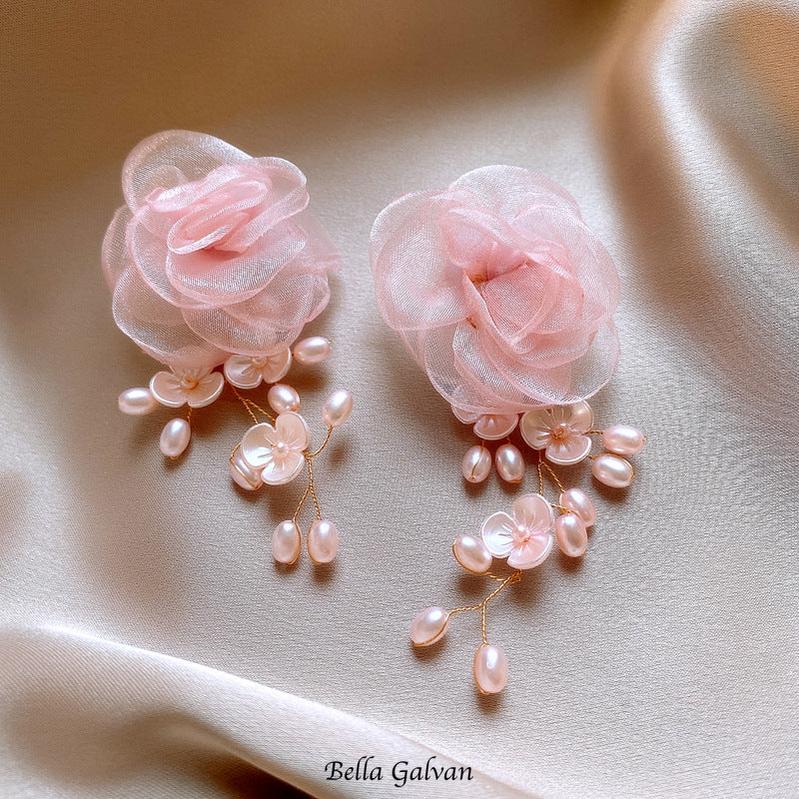 Flowering Girl Women Dyani Pink Flower Earrings