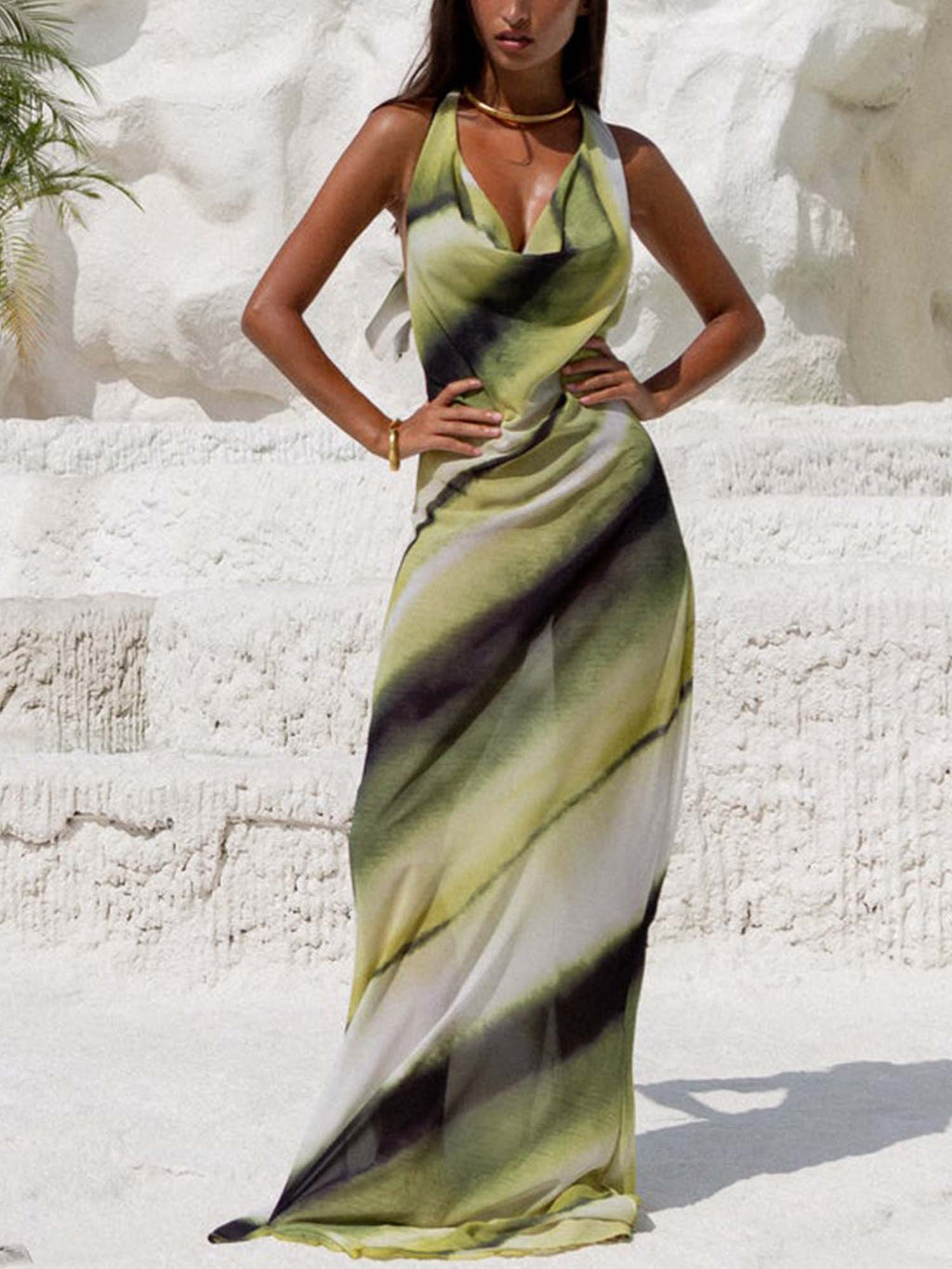 V-neck backless digital print silk maxi dress - green