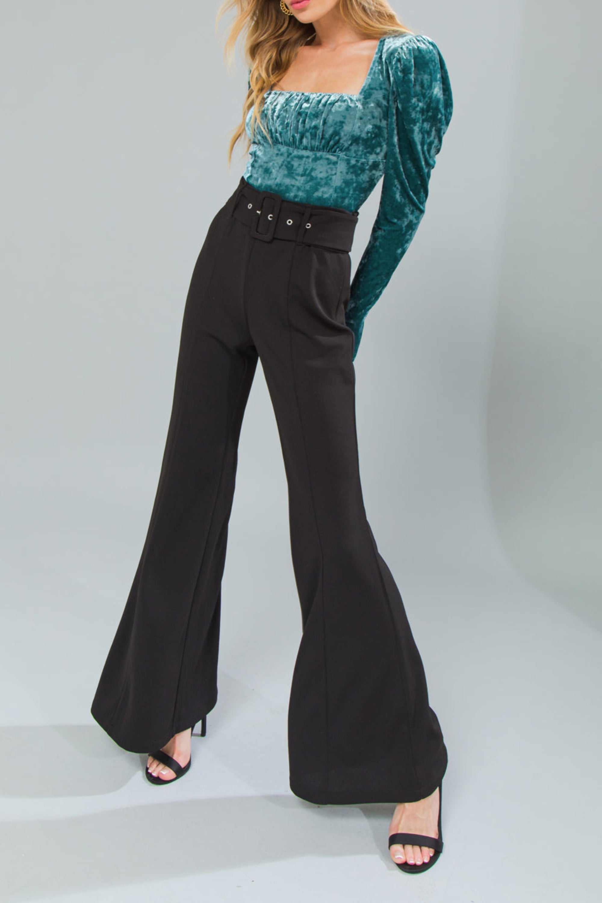 Flowering Girl Women Put On A Show Velvet Top