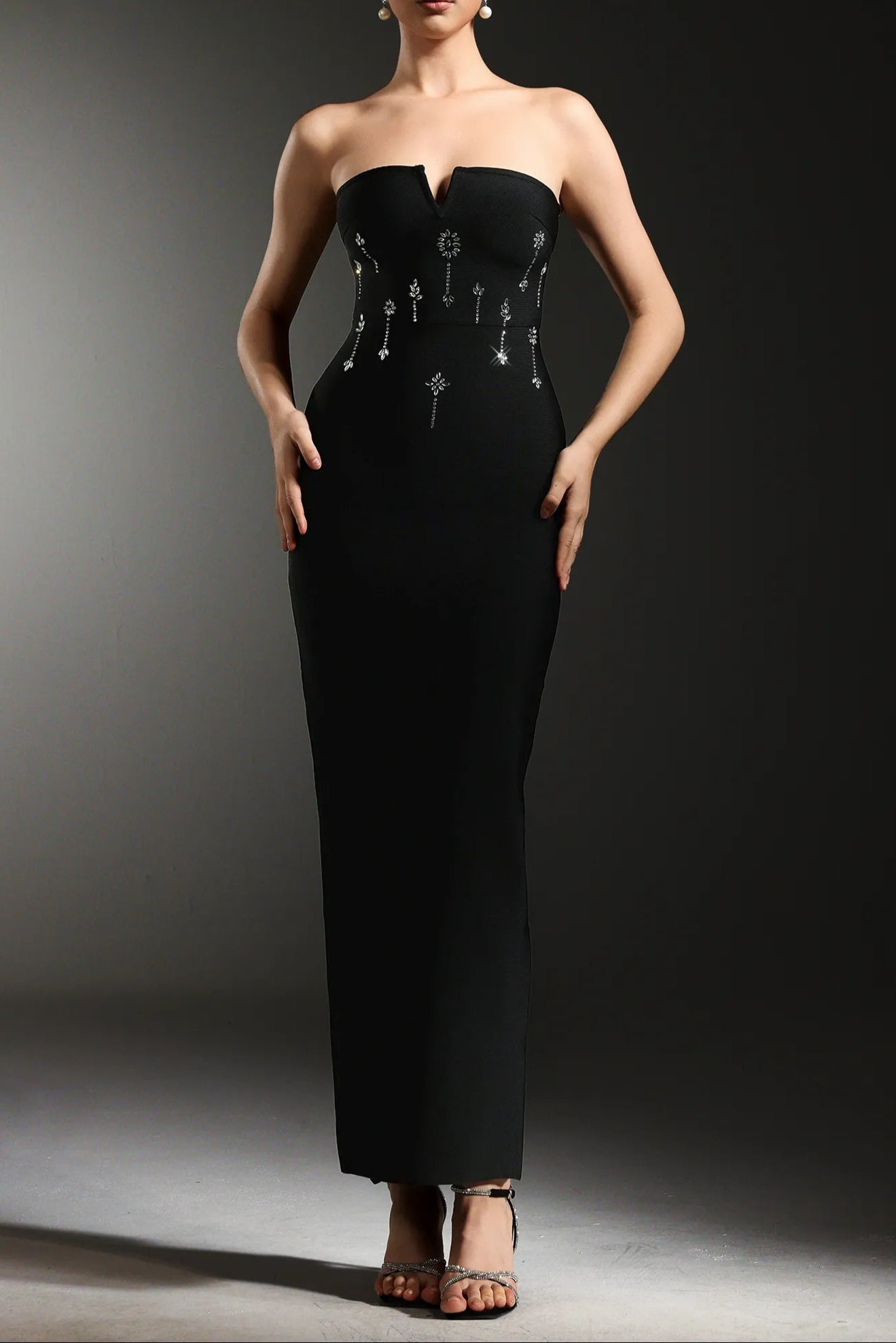 Gina Black Strapless Diamond V-Neck Bandage Maxi Dress