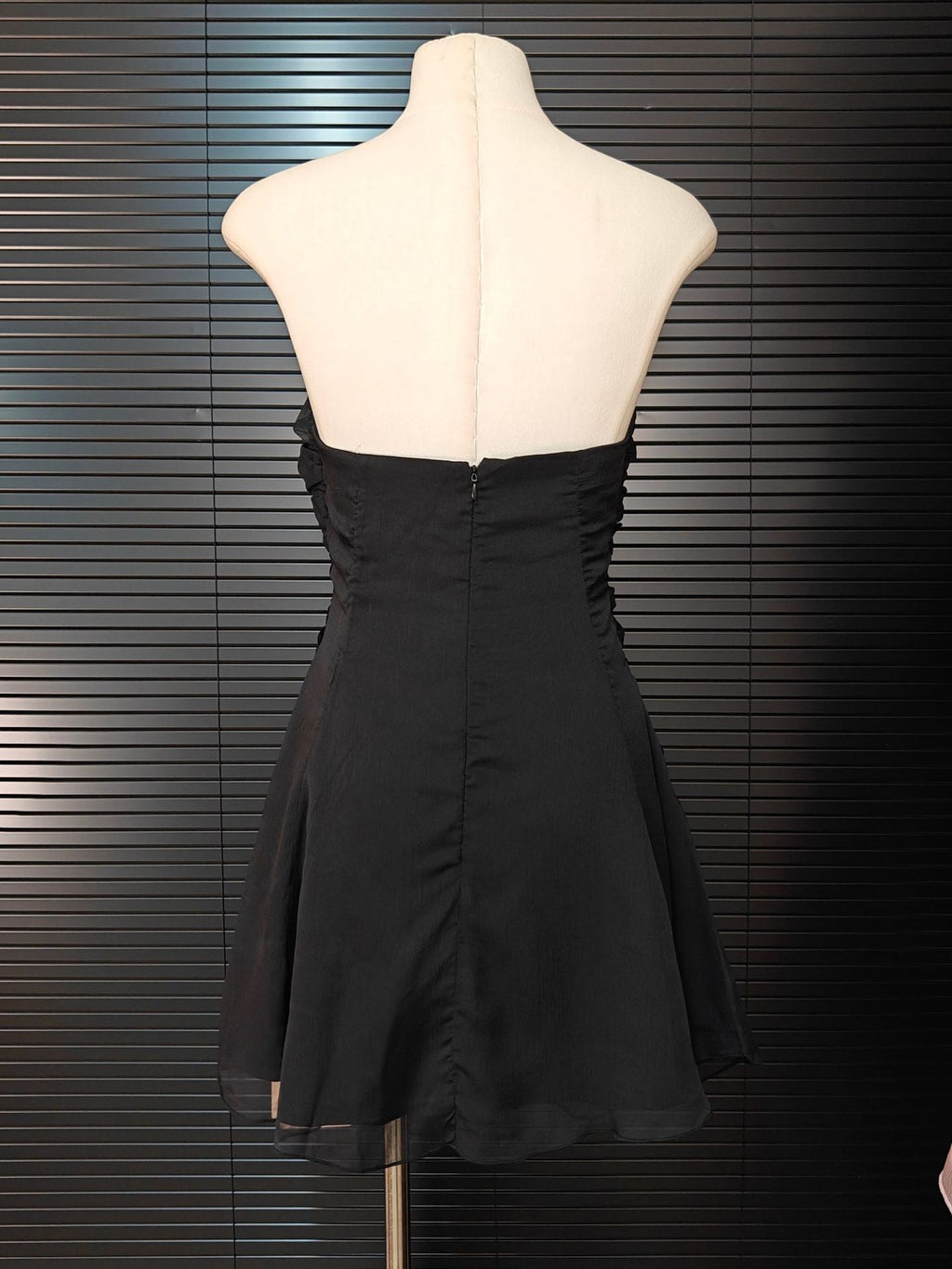Flowering Girl Women Strapless Cutout Mini Dress - Black