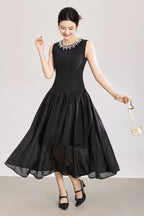 Sleeveless Midi Dress With Tulle Skirt And Pearl Embellished Collar - Black