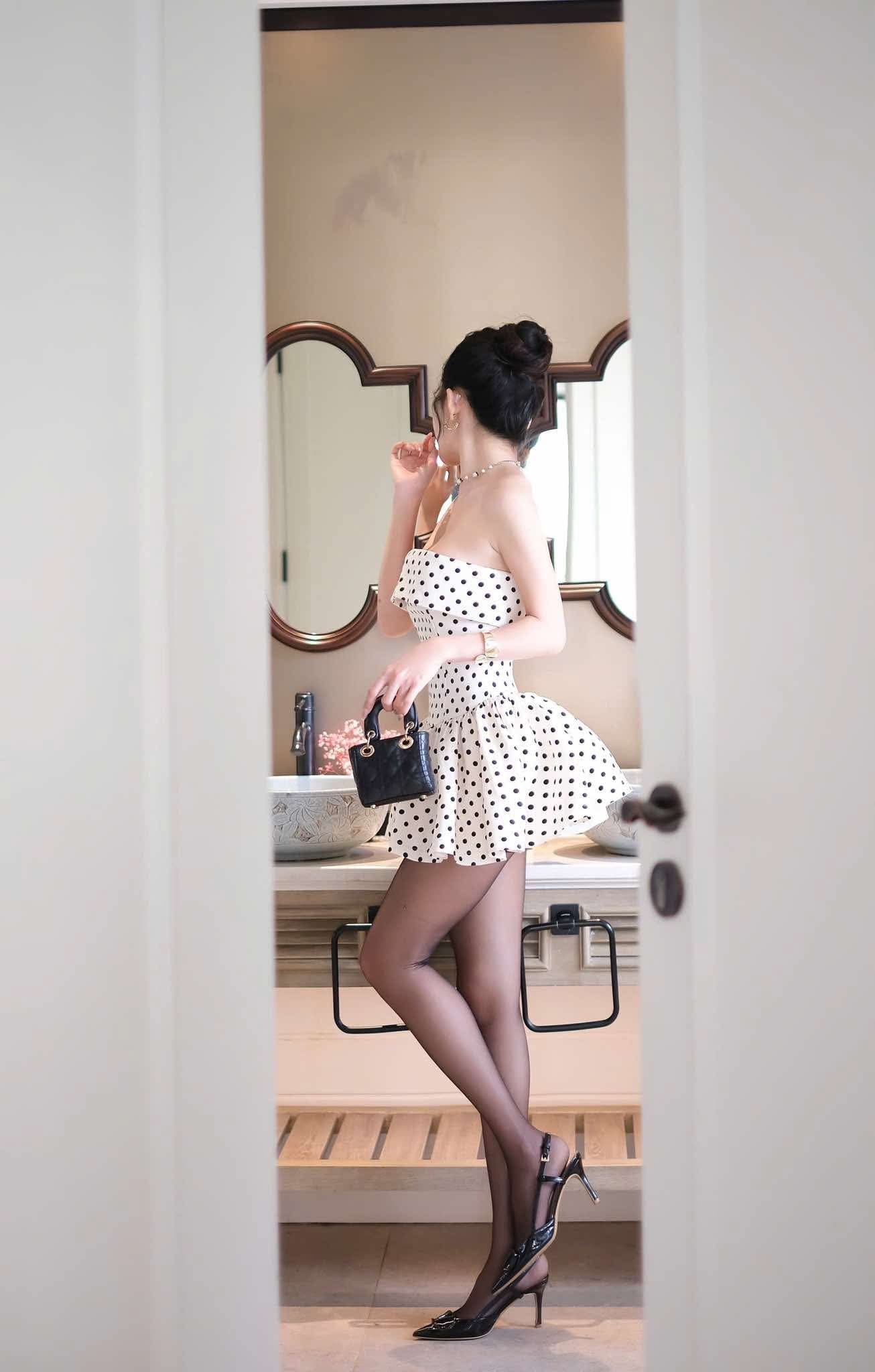 Flowering Girl Women Lumi Dot Strapless Mini Dress
