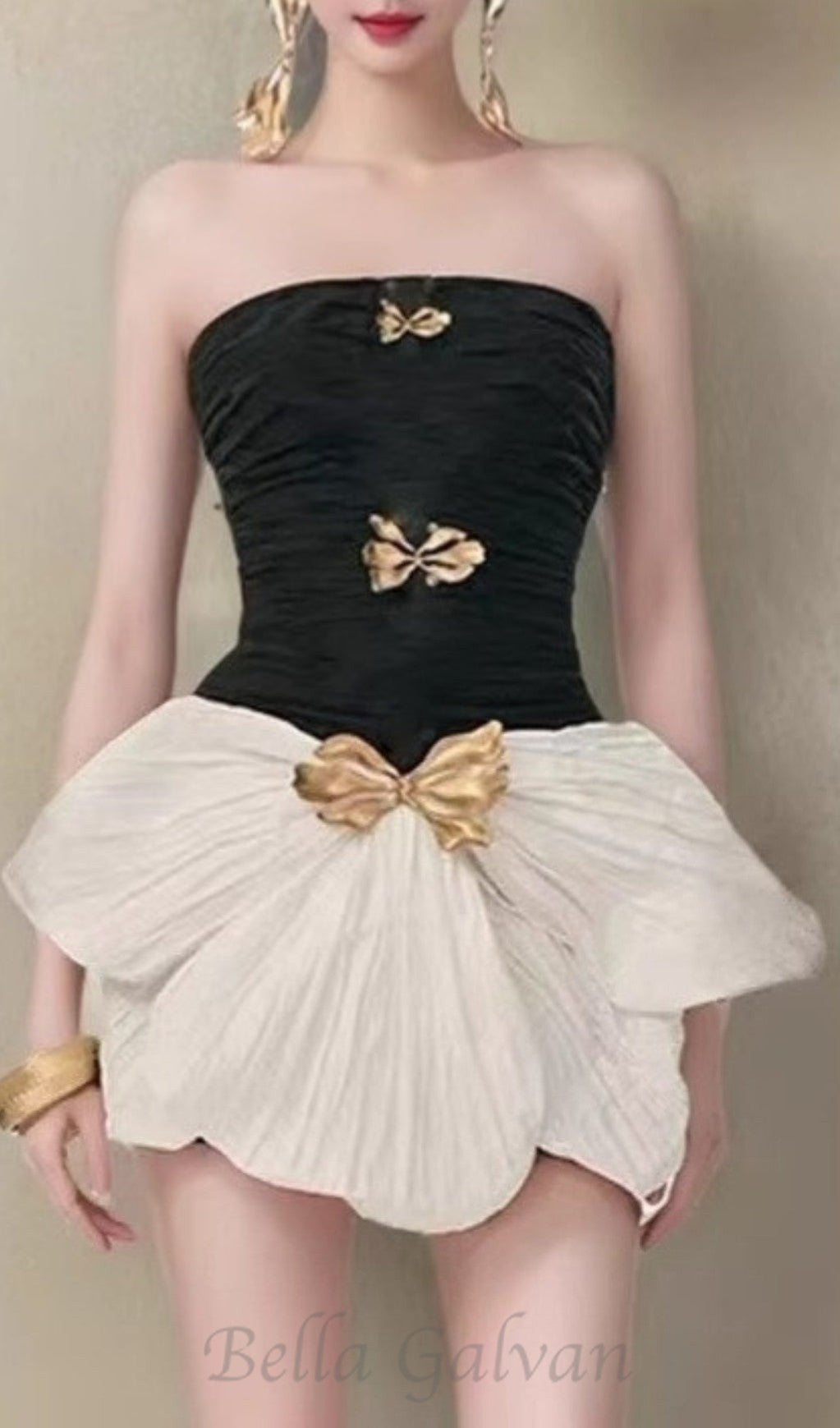 Flowering Girl Women two-tone bow strapless ruched mini dress