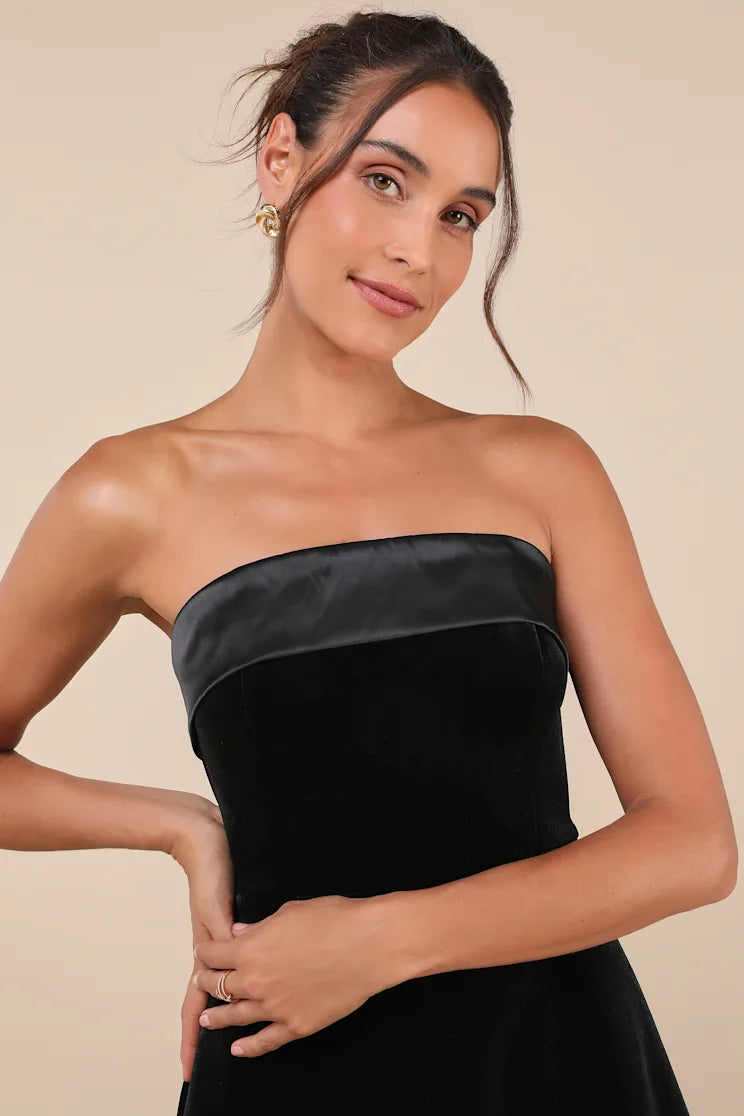 Phoebe Black Velvet Strapless Mini Dress
