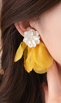 Flowering Girl Women Dreama Flower Earrings