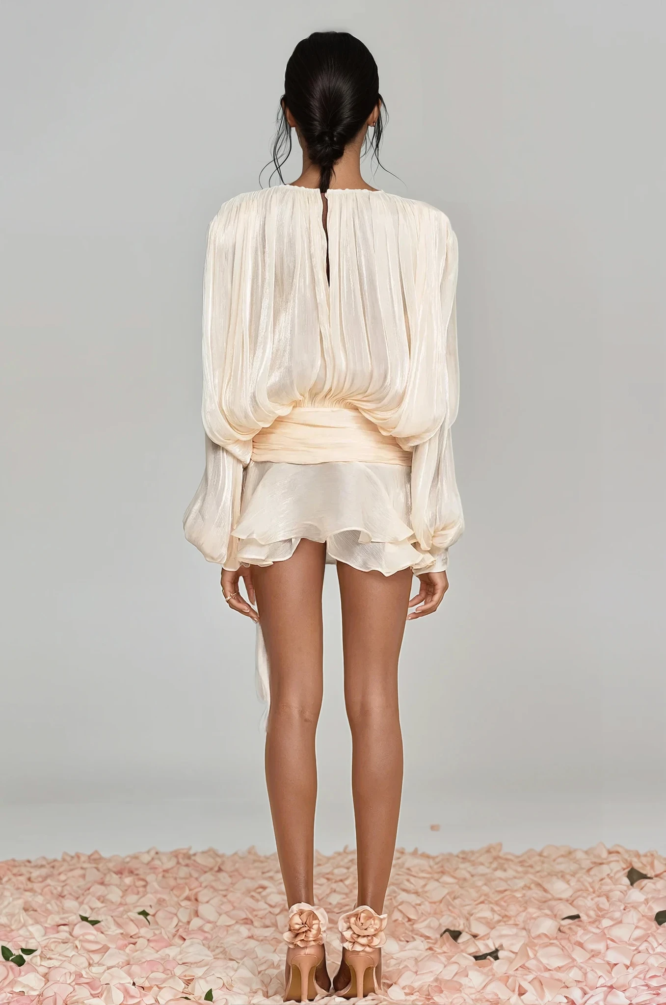 hermosa Balloon Sleeve Ruch Ruffle Mini Dress In Apricot