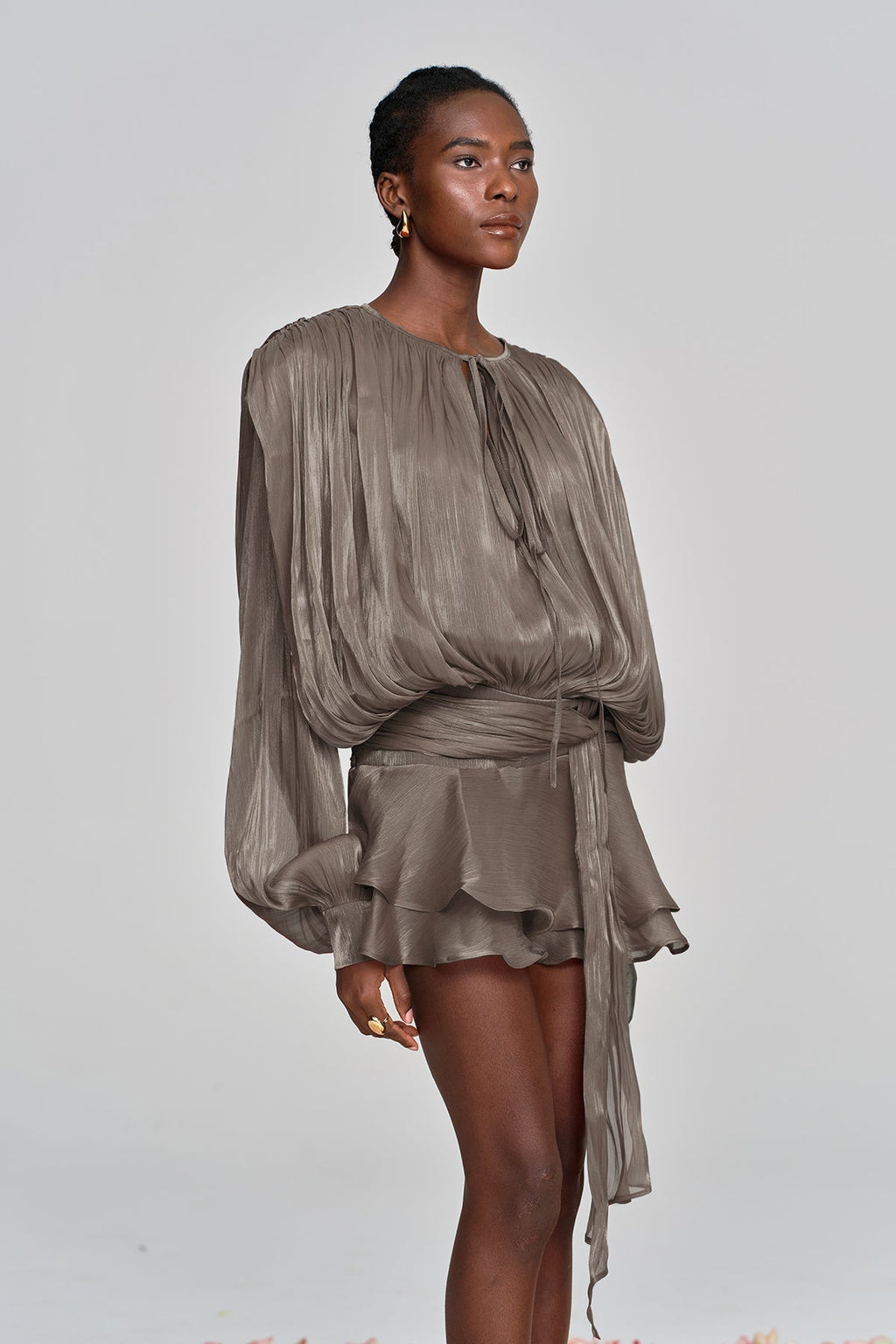 hermosa Balloon Sleeve Ruch Ruffle Mini Dress In Brown