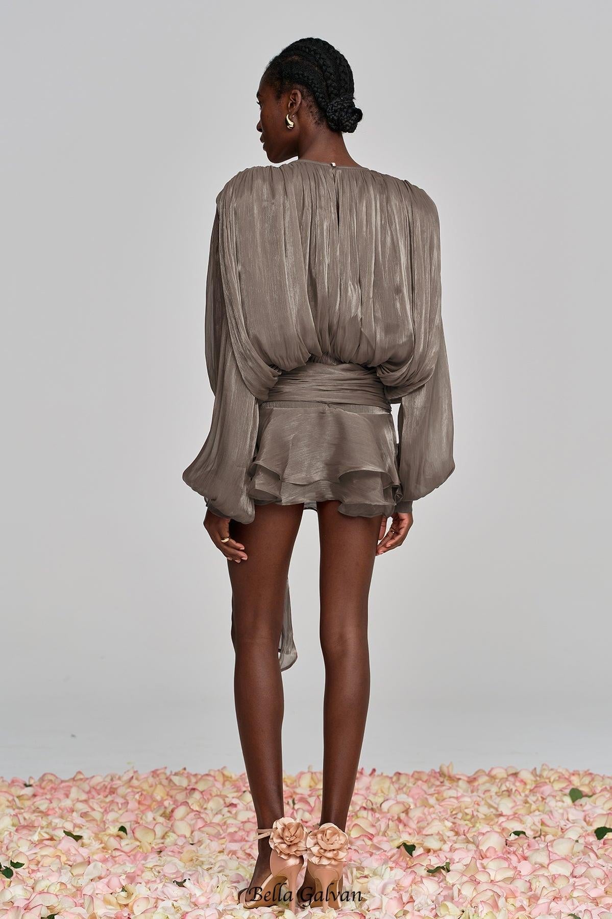 hermosa Balloon Sleeve Ruch Ruffle Mini Dress In Brown