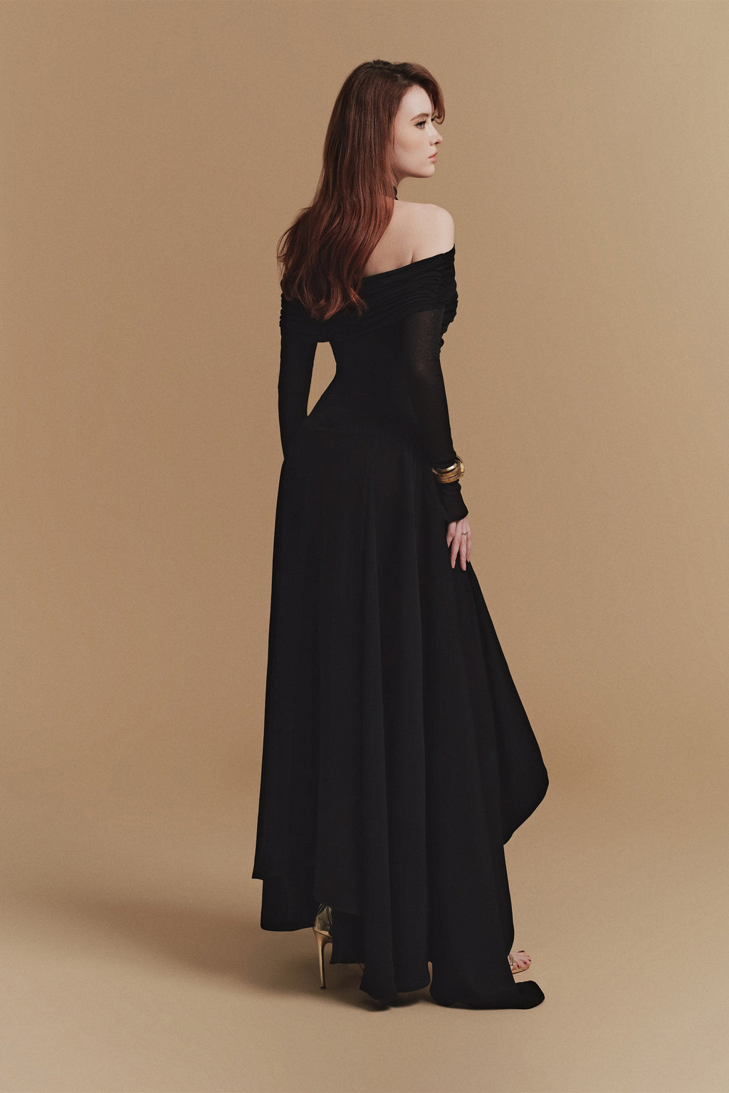 Silouh Long Sleeve Midi Dress