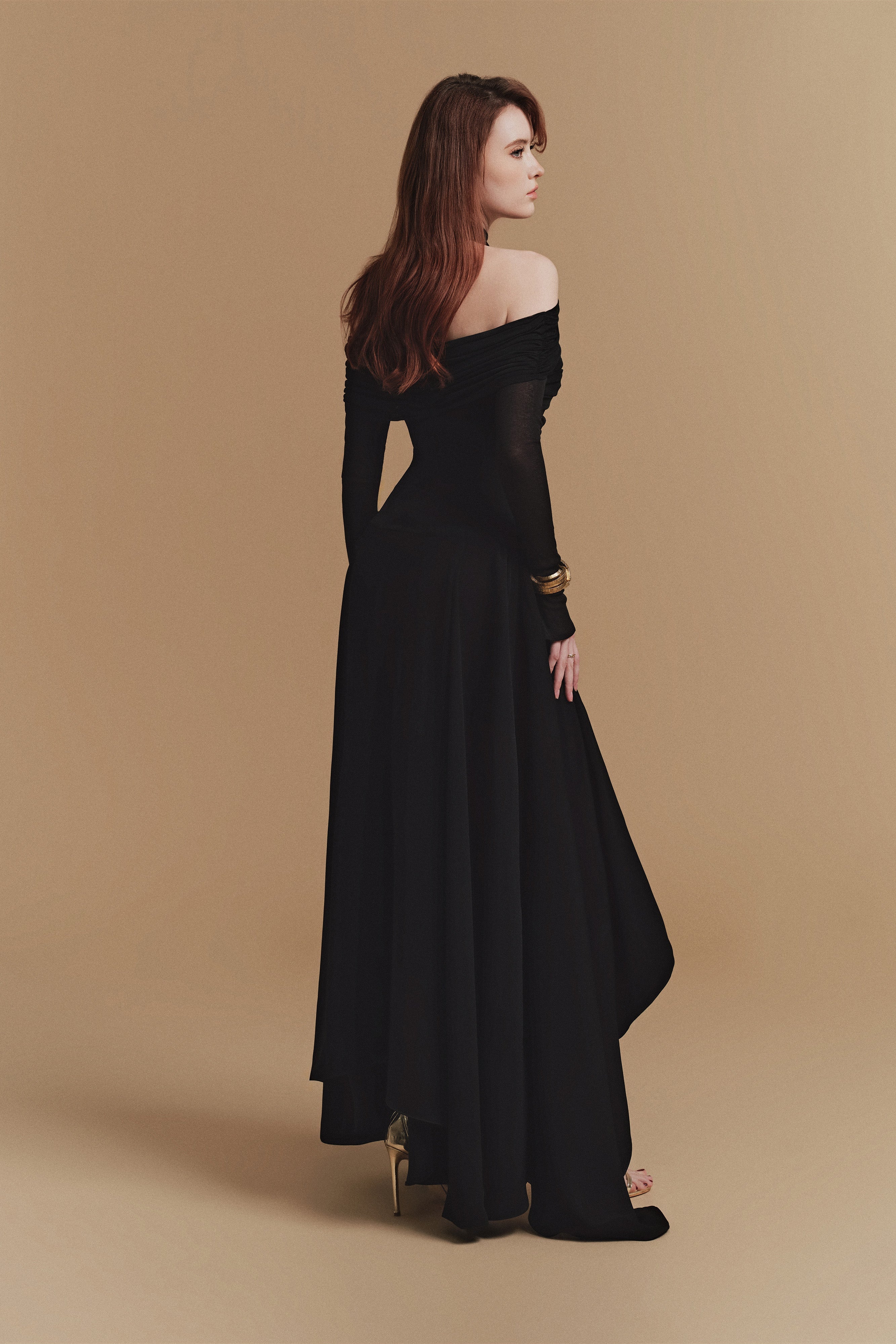 Silouh Long Sleeve Midi Dress