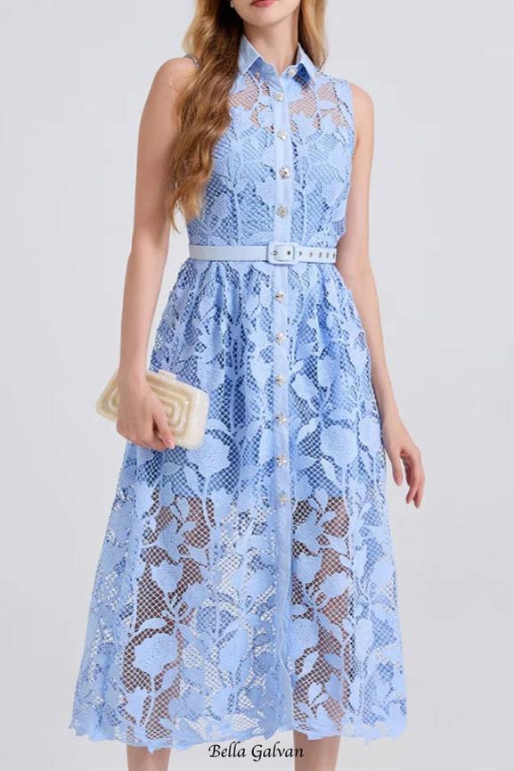 NECKLINE SLEEVELESS PINCHED WAIST MIDI DRESS IN BLUE