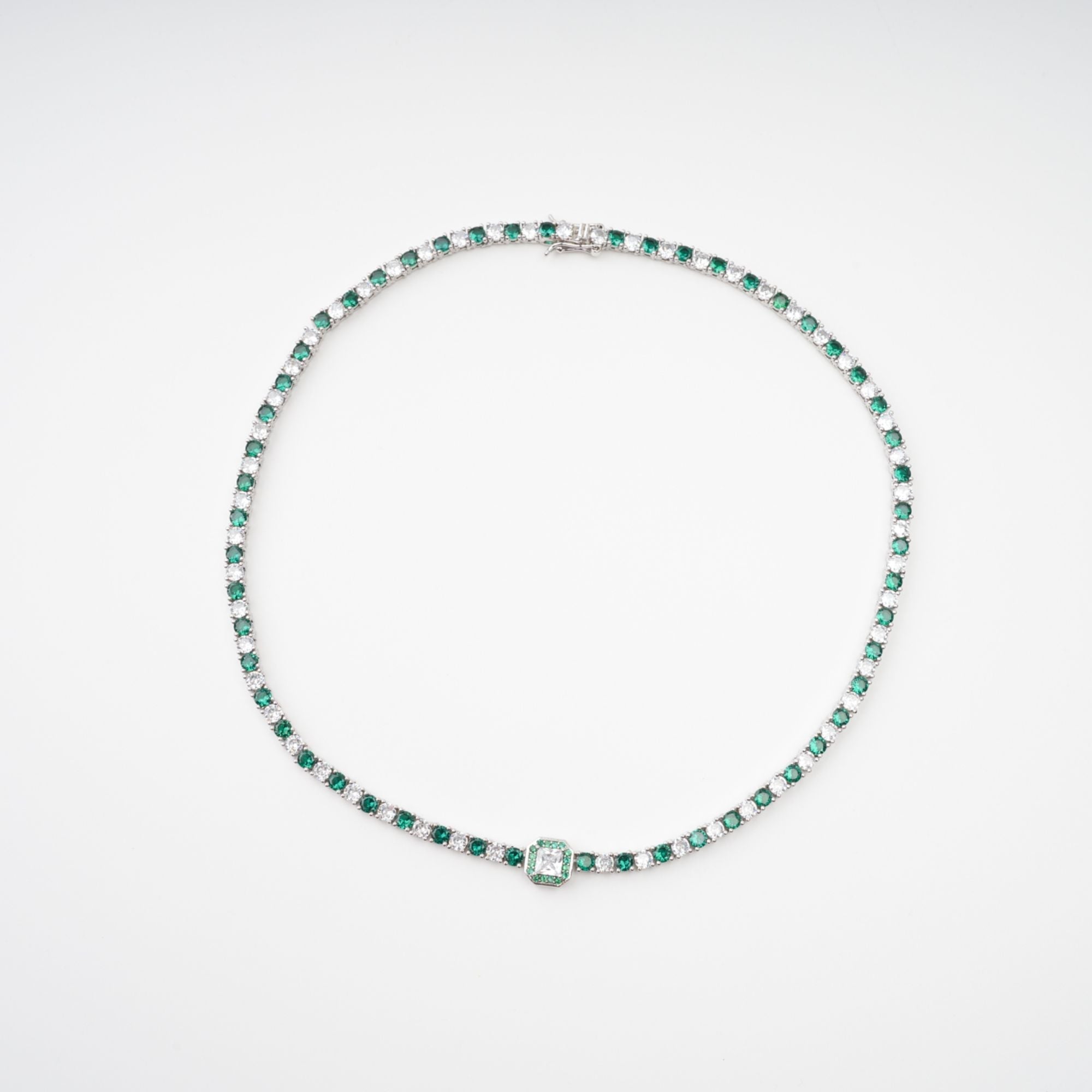 Héloïse Green Crystal Embellished Necklace