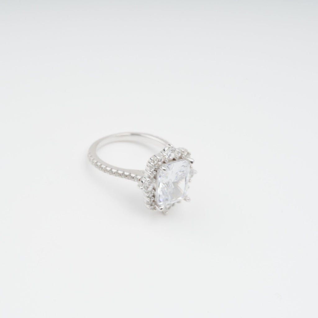 Émilienne Sterling Silver Rectangular Zircon Gemstone Ring