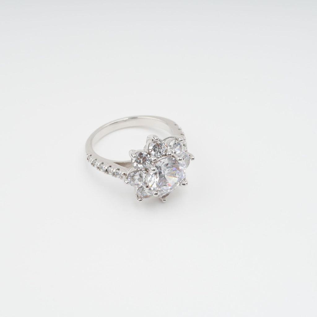 Émilie Sterling Silver Flower Shaped Zircon Gemstone Ring