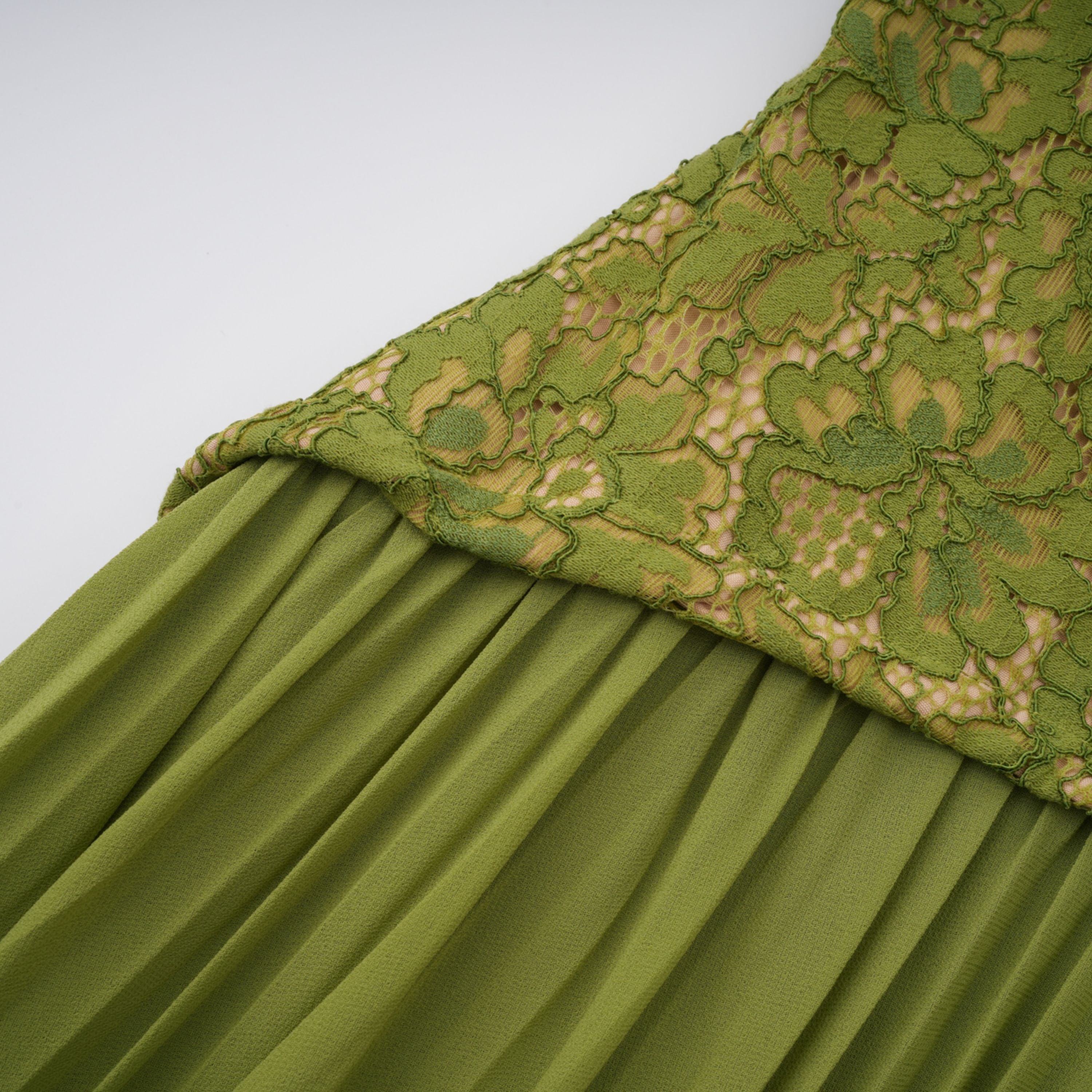 Penny Emerald Lace Fishbone Pleated Corset Gown