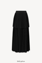 Sleeveless pleated layer skirt suit in black