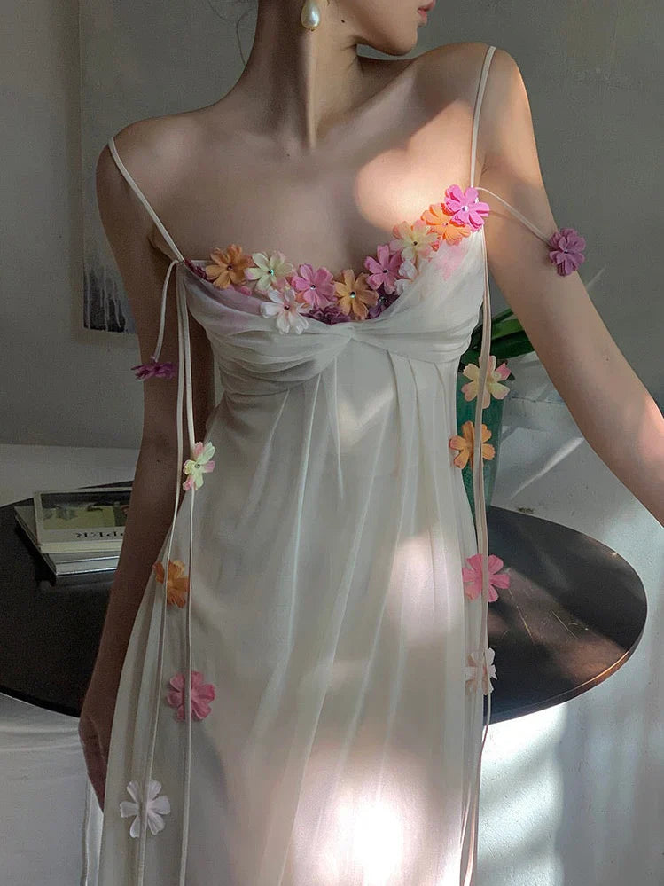 Farah Flower Maxi Dress In Ivory