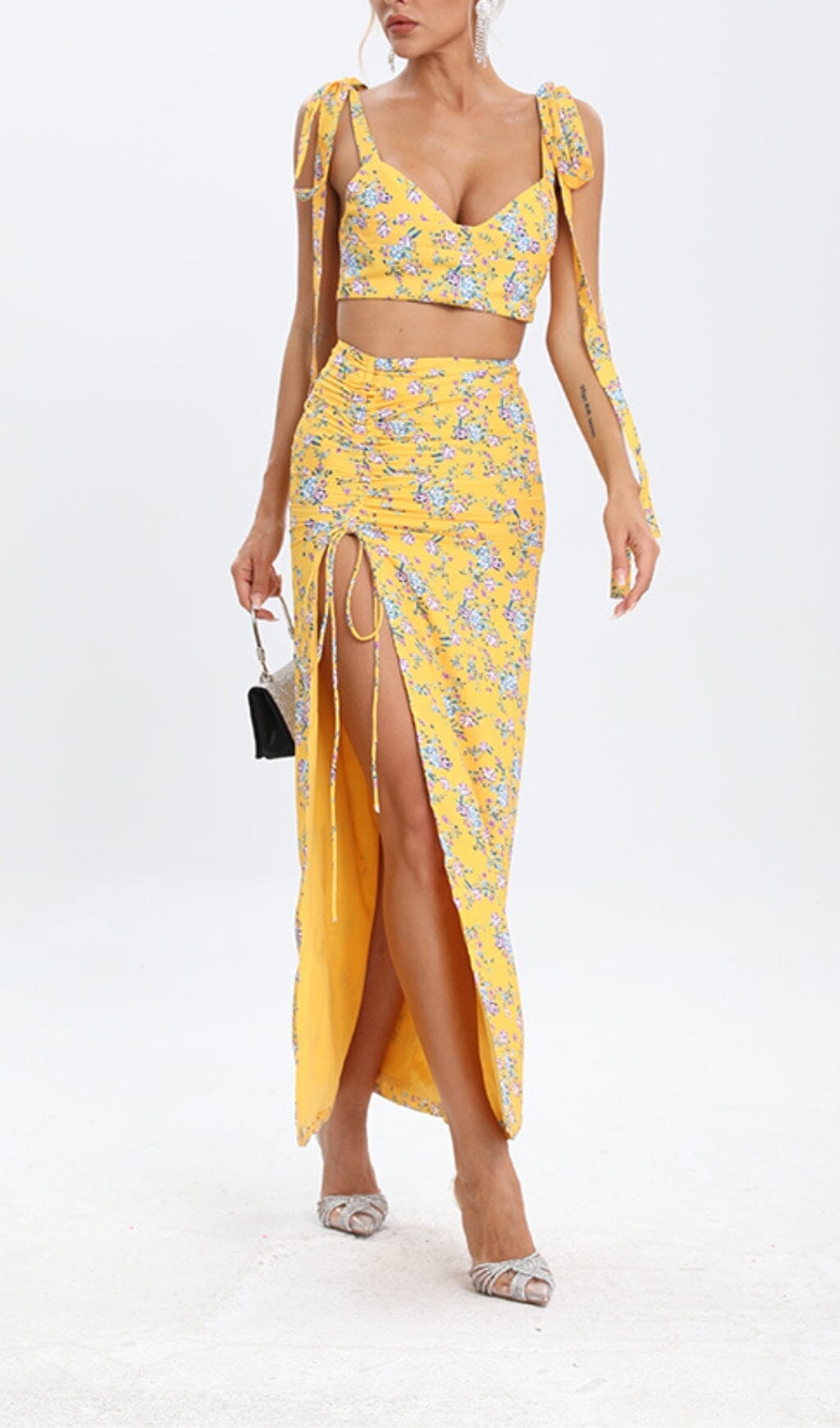 Flowering Girl Women Floral Design Two Piece Set In Yellow