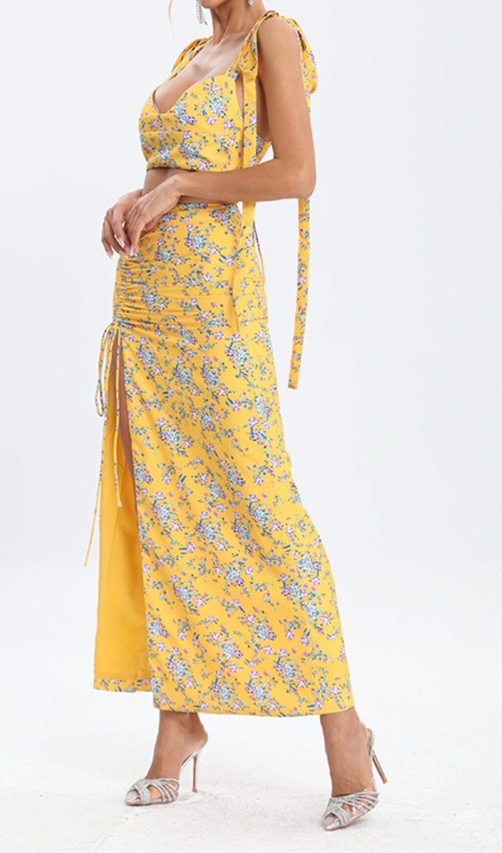 Flowering Girl Women Floral Design Two Piece Set In Yellow
