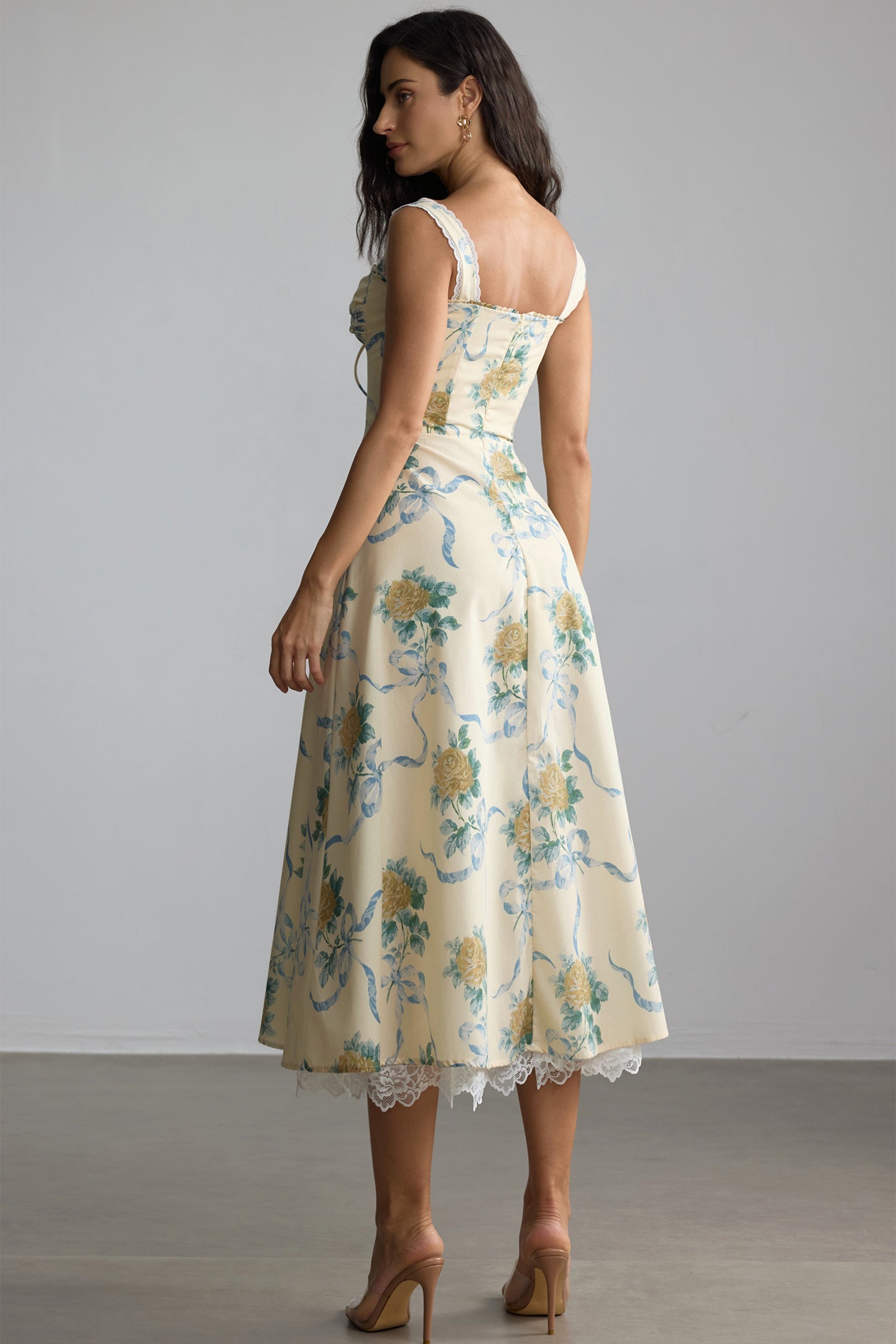 Daphne Floral Print Sweetheart Midi Dress In Yellow